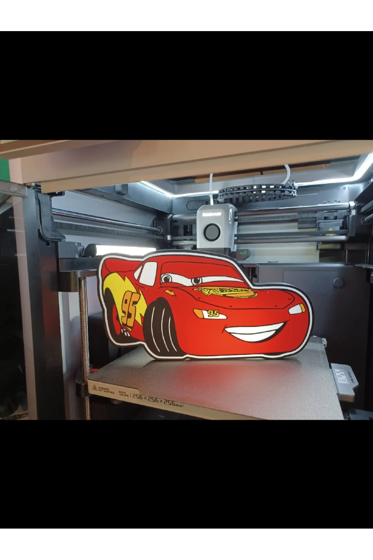 LED IŞIKLI ŞİMŞEK MCQUEEN