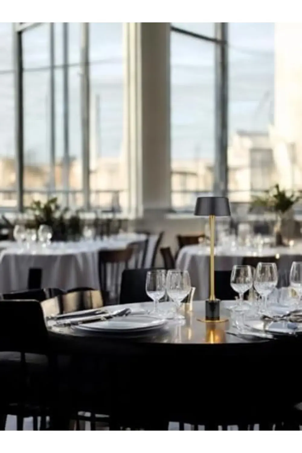 LED MeraGold Masa Lambası, 3000K Günışığı, Şarj Edilebilir, Taşın