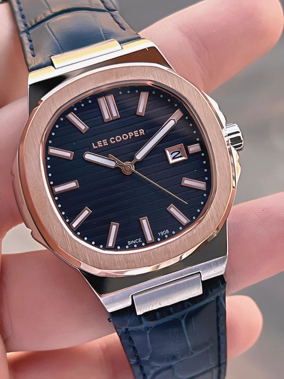 Lee Cooper Deri Kordon Takvimli Kadran 5 Atm Suya Dayanıklı 2 Yıl Fiyatı, Yorumları ve Özellikleri
