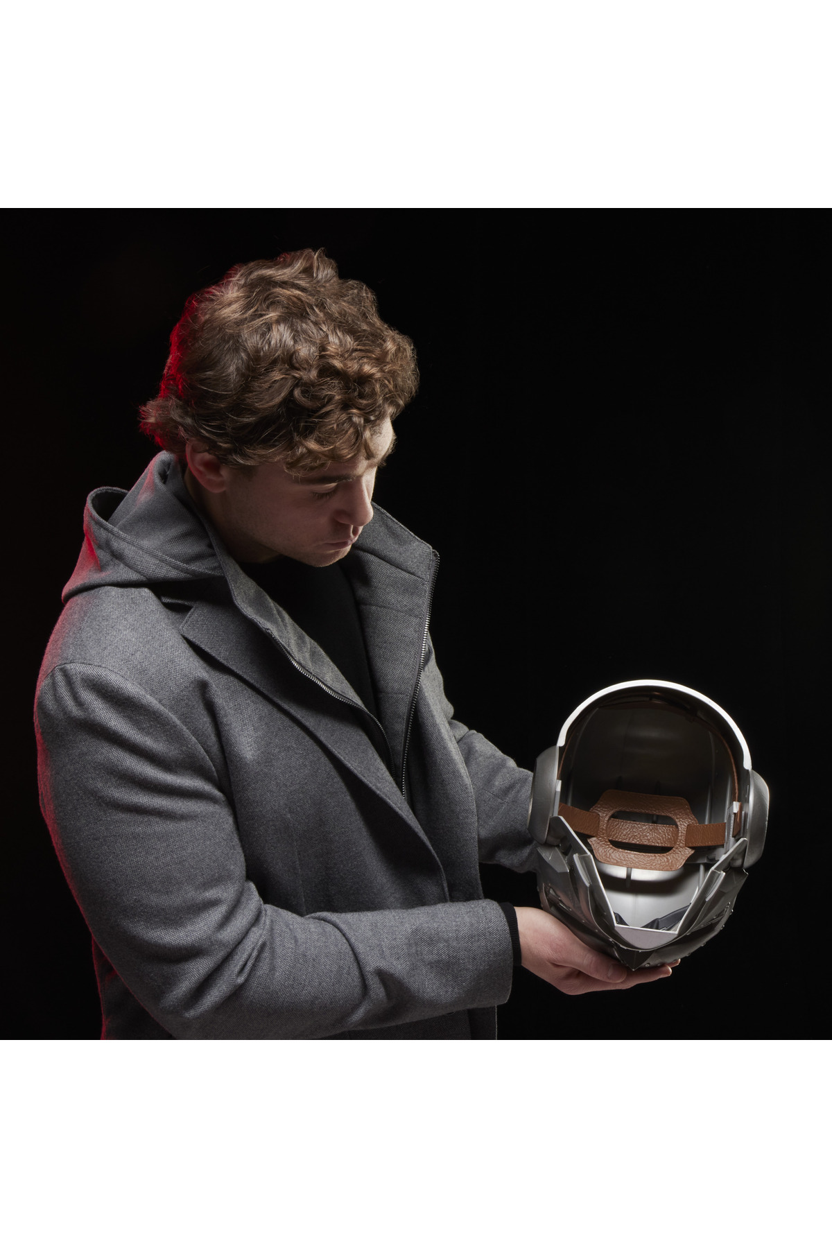 Legends Doctor Doom Roleplay Kask (Fantastic Four Comics)