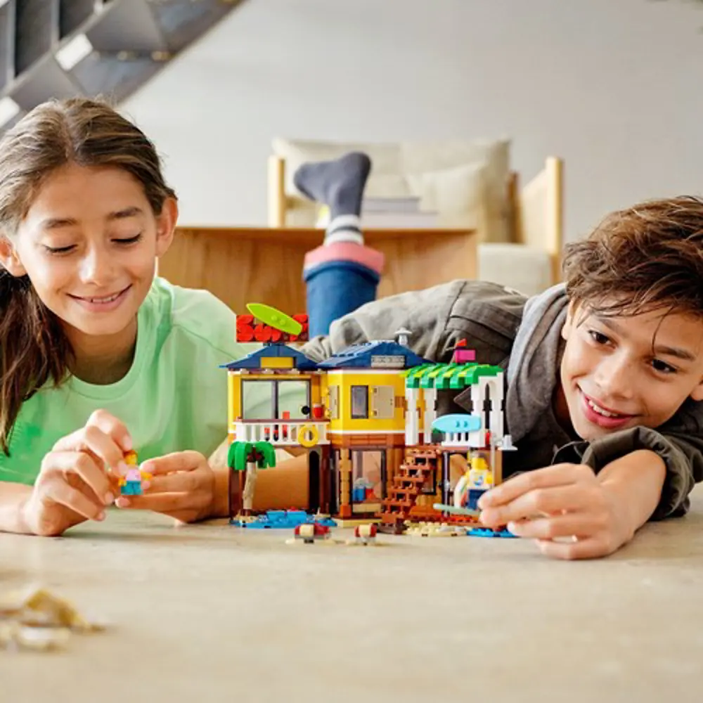 LEGO® Creator 3’ü 1 Arada Sörfçü Plaj Evi 31118 LEGO® Creator 3’ü 1 Arada Sörfçü Plaj Evi 31118