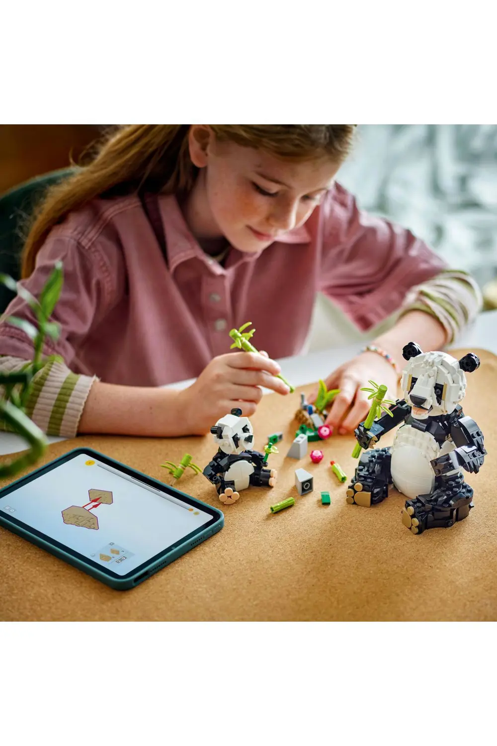 LEGO CREATOR PANDA AİLESİ LEGO CREATOR PANDA AİLESİ