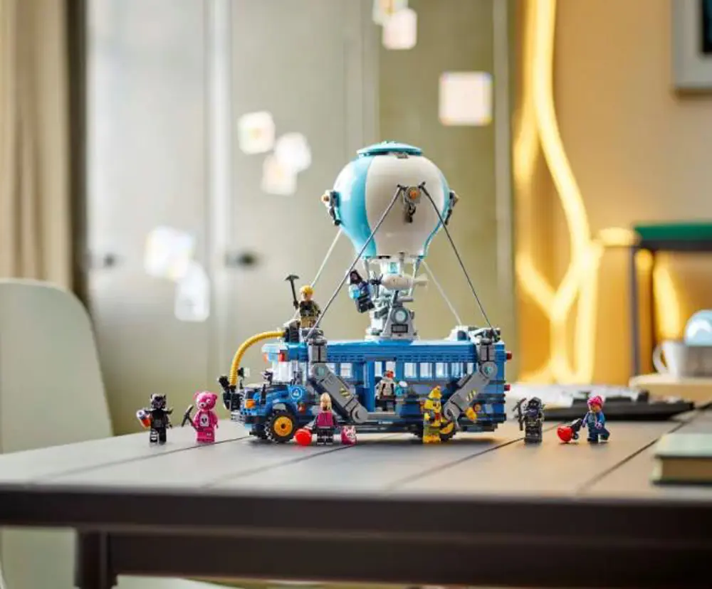 Lego Fortnite 77073 Battle Bus