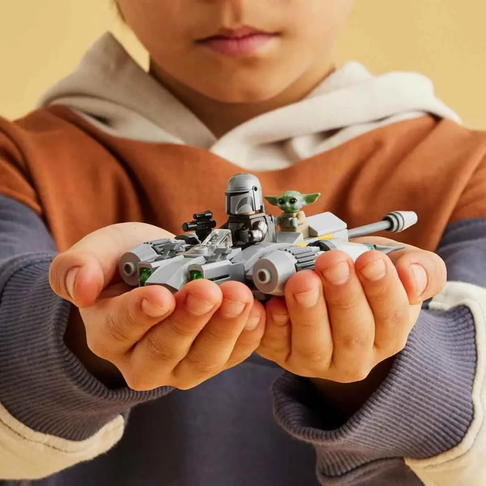 LEGO® Star Wars™ Mandalorian’ın N-1 Starfighter™’ı Mikro Savaşçı 