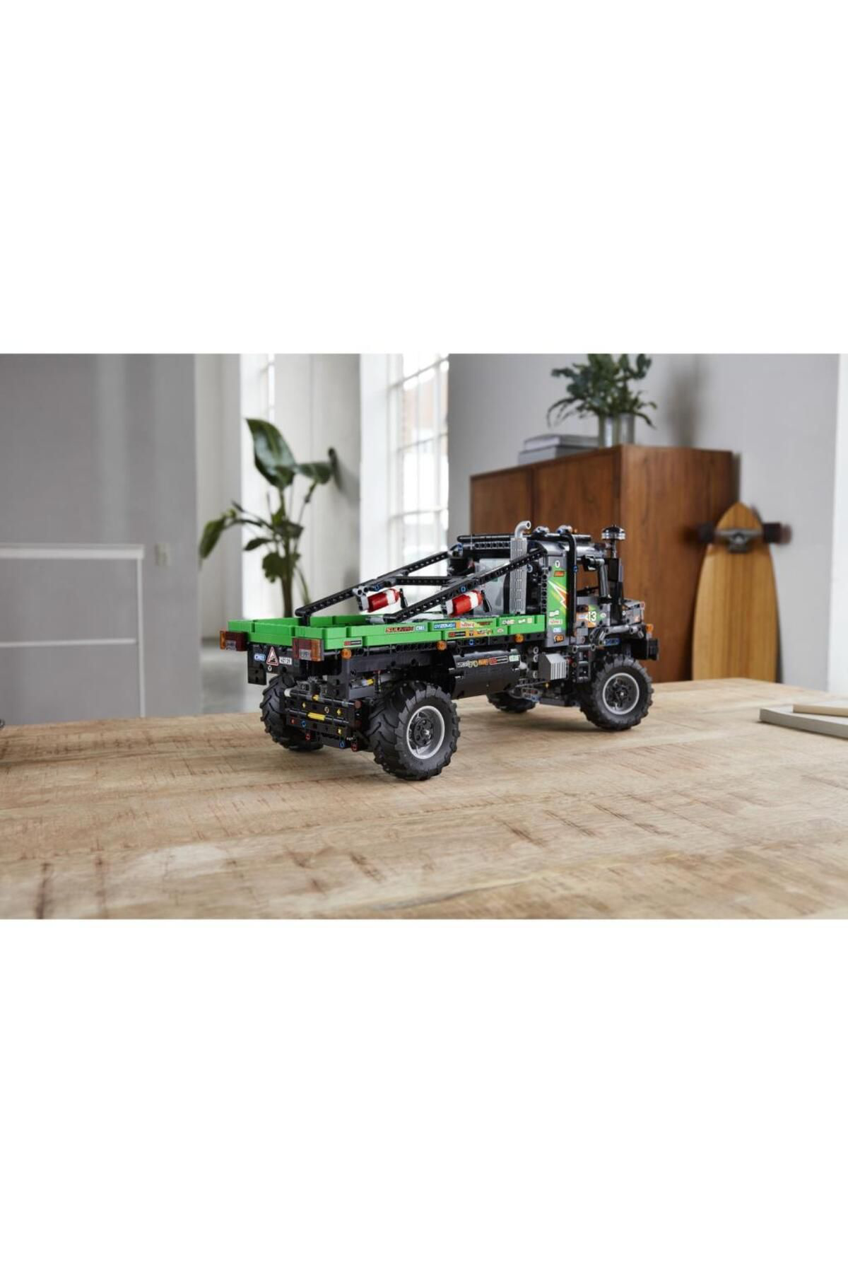LEGO ® Technic 4x4 Mercedes-Benz Zetros Kamyon 42129 - Koleksiyon