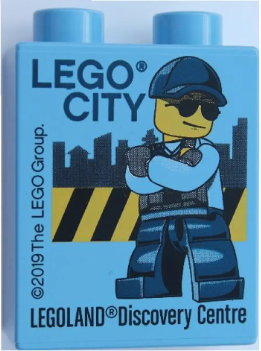 Legoland Discovery Centre 2019 Policeman Pattern Duplo Brick 1x2x