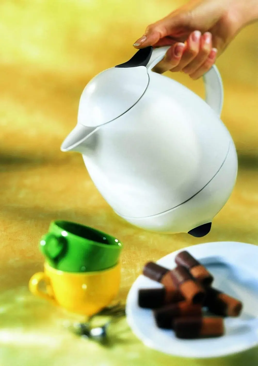 Leifheit Colombus Termos 1 Litre Beyaz LFH28300 Leifheit Colombus Termos 1 Litre Beyaz LFH28300