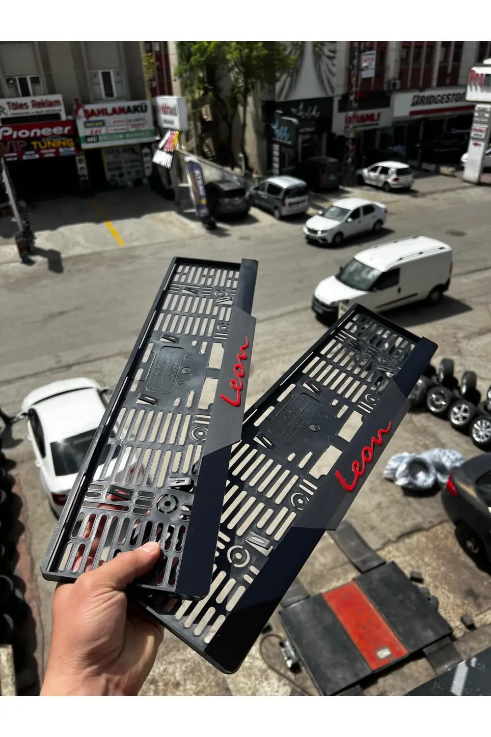 LEON MAT Pleksi Plakalık 1 TAKIM,2 ADET