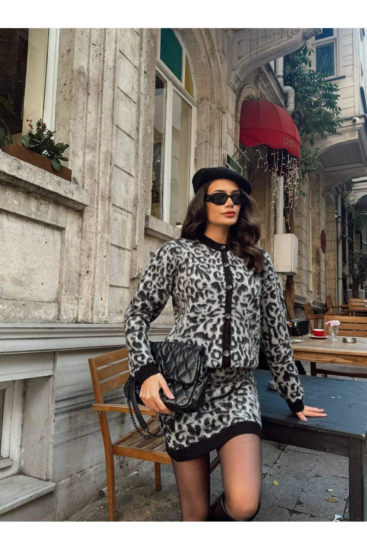 Leopar Desenli Hırka Etek Triko Takım