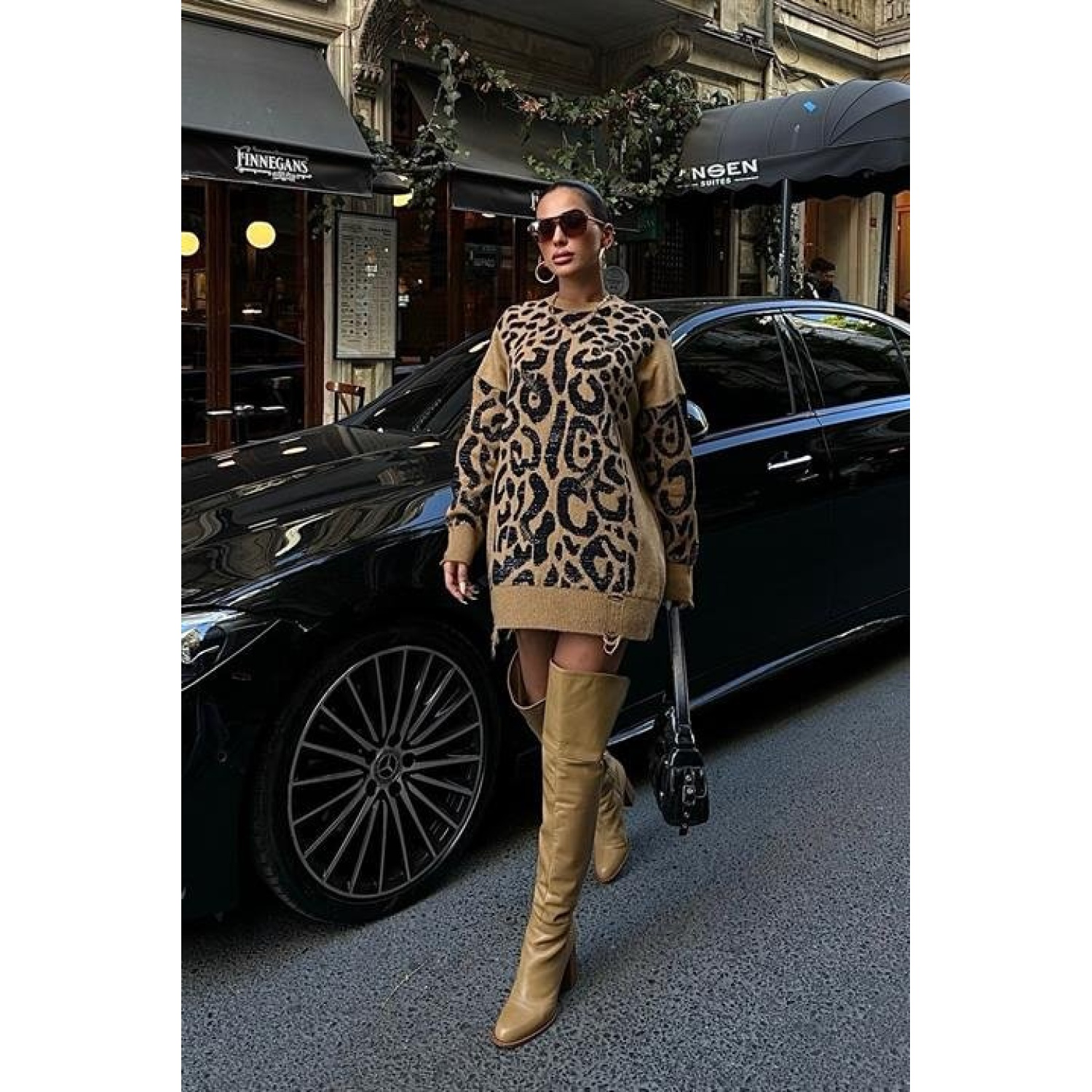 Leopar Lucky Life Kadın Desenli Yırtık Detaylı Kazak