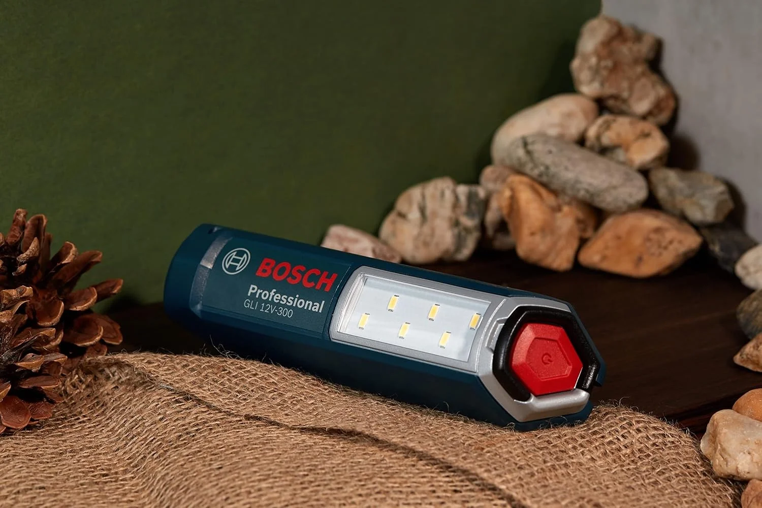 Lexroo Pil Lamba Gli 12 V-300 Pil, Karton, 12 Volt, Işık Akımı: 300 Lümen Çok Renkli Lexroo Pil Lamba Gli 12 V-300 Pil, Karton, 12 Volt, Işık Akımı: 300 Lümen Çok Renkli