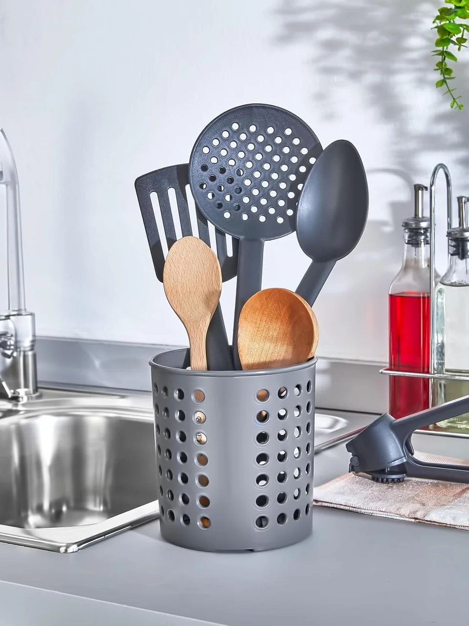 Lexroo Plastik Silindir Dik Kaşıklık & Tezgah Üstü Düzenleyici & Servis Standı Antrasit Lexroo Plastik Silindir Dik Kaşıklık & Tezgah Üstü Düzenleyici & Servis Standı Antrasit