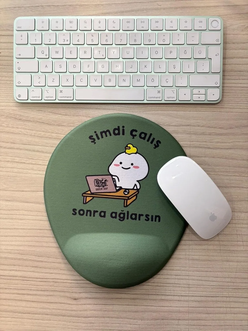 Lexroo Şimdi Çalış Sonra Ağlarsın Baskılı Bilek Destekli Oval Mouse Pad Yeşil Standart Lexroo Şimdi Çalış Sonra Ağlarsın Baskılı Bilek Destekli Oval Mouse Pad Yeşil Standart