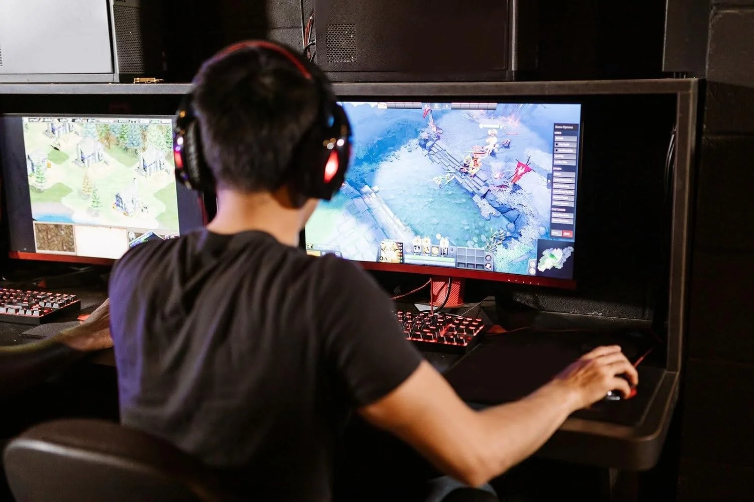 Lexroo Speed 30cm X 60cm Masaüstü Oyun Gaming Ofis Baskısız - Oyun İçin Mousepad - Lacivert Siyah Lexroo Speed 30cm X 60cm Masaüstü Oyun Gaming Ofis Baskısız - Oyun İçin Mousepad - Lacivert Siyah