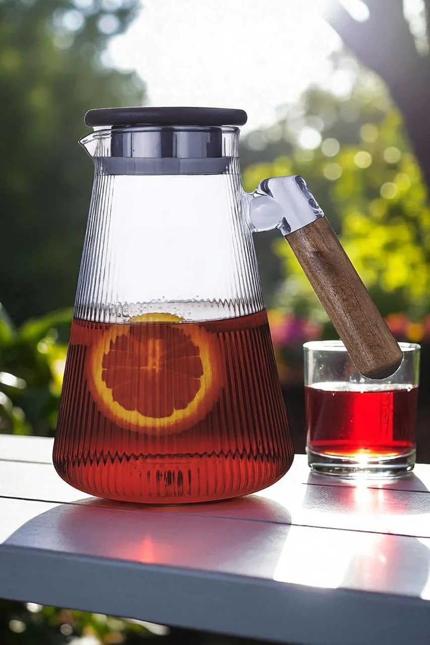 Lexroo Valora Akasya Kapaklı Ve Saplı Filtreli Cam Sürahi 1,8 Litre Lexroo Valora Akasya Kapaklı Ve Saplı Filtreli Cam Sürahi 1,8 Litre