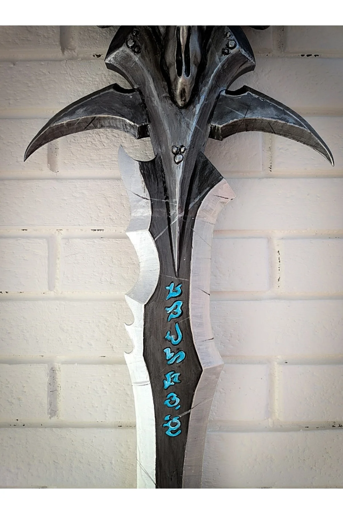 Lich King'in Kılıcı Frostmourne Gerçek Boy 140 Cm 1/1 Ölçek