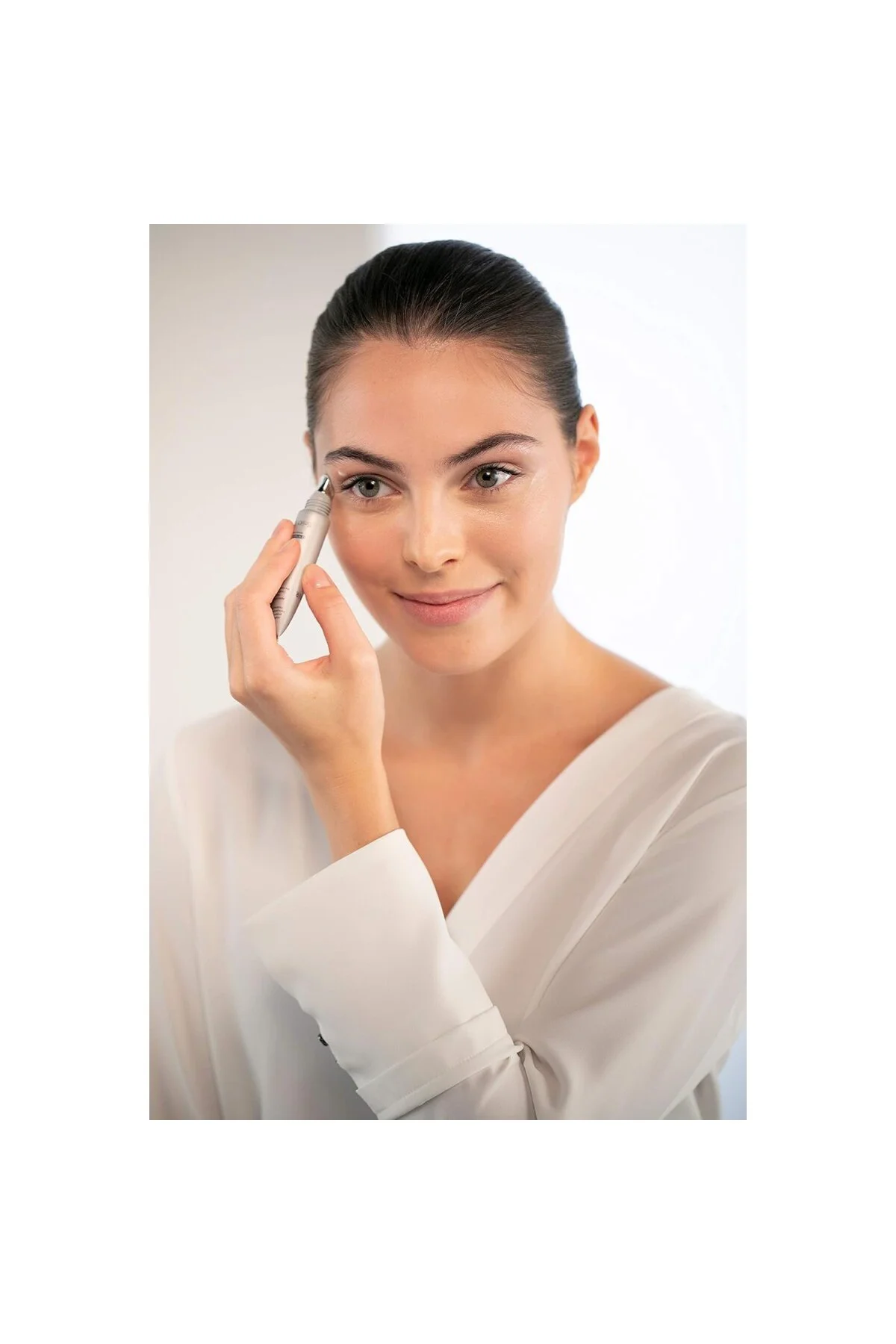 Lift & Repair Eye Contour Smoothing Care E Vitamini Dolgunlaştırı