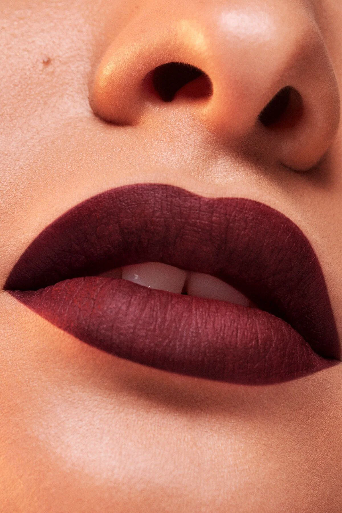 Likit Mat Ruj - Pure Color Whipped Matte Lip Color, Bar Noir 8871