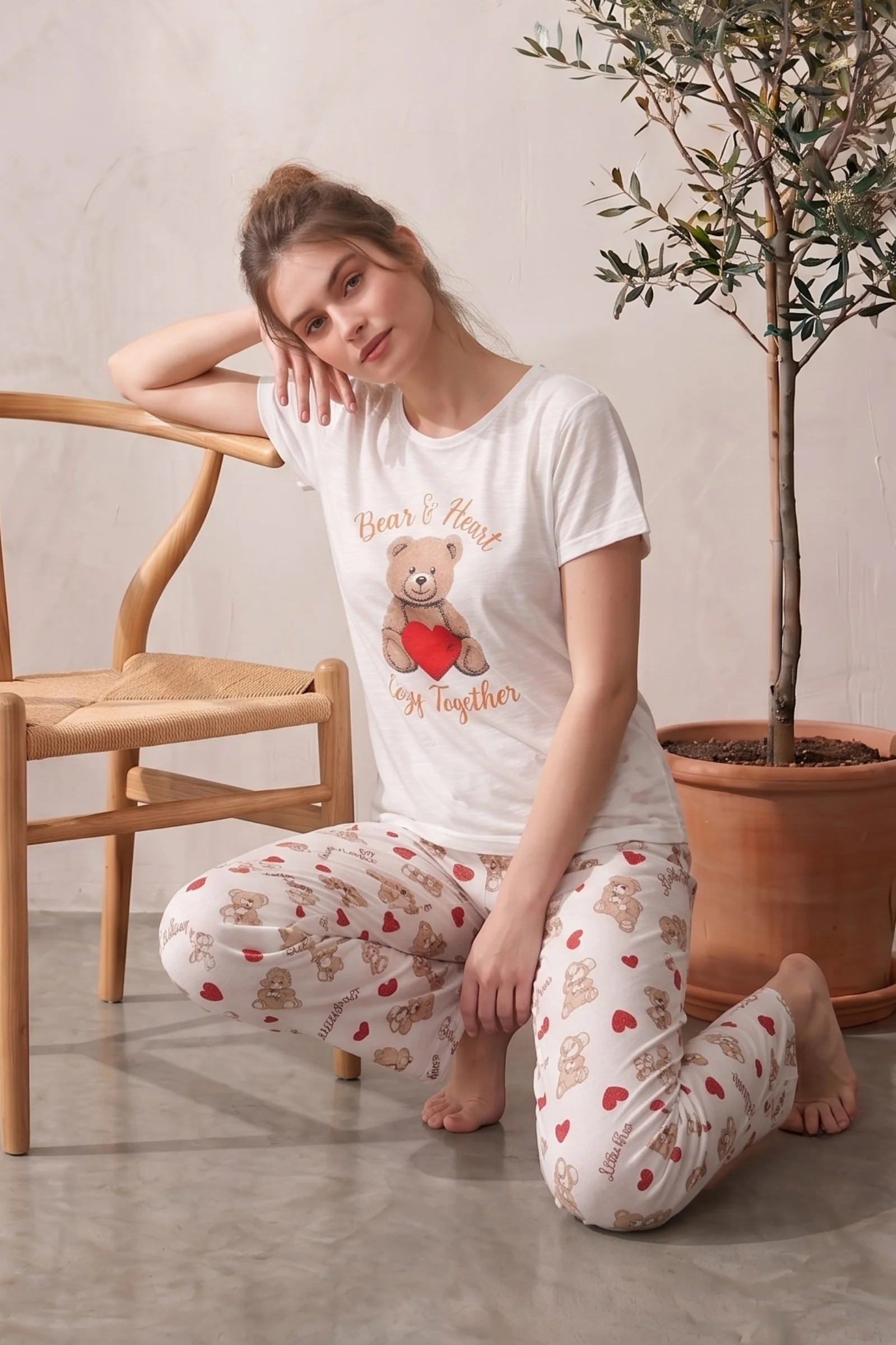 Likralı Desenli Kısa Kollu Yazlık Rahat ve Esnek Pijama Takımı, Bej, 3XL Likralı Desenli Kısa Kollu Yazlık Rahat ve Esnek Pijama Takımı, Bej, 3XL Fiyatı, Yorumları ve Özellikleri