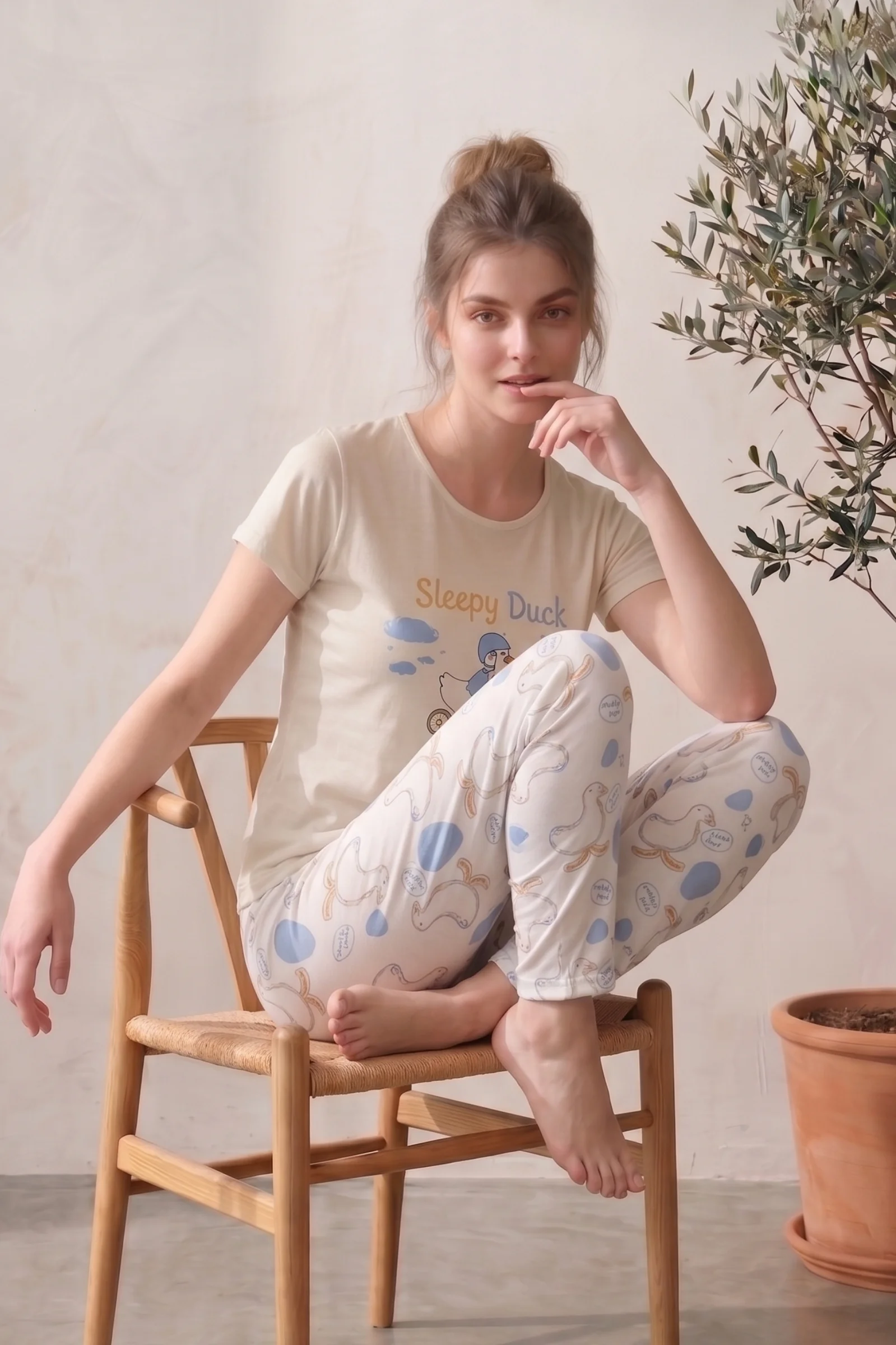 Likralı Ördek Desenli Kısa Kollu Yazlık Rahat ve Esnek Pijama Takımı, Ekru, M Likralı Ördek Desenli Kısa Kollu Yazlık Rahat ve Esnek Pijama Takımı, Ekru, M Fiyatı, Yorumları ve Özellikleri
