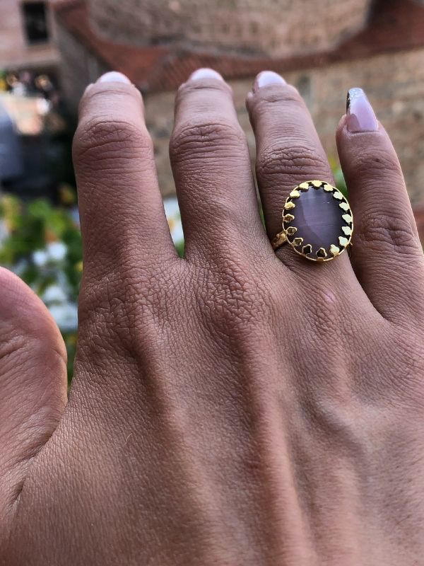 LİLA KEDİ GÖZÜ TAŞI ORJİNAL DOĞALTAŞ ALTIN KAPLAMA AYARLANABİLİNİ