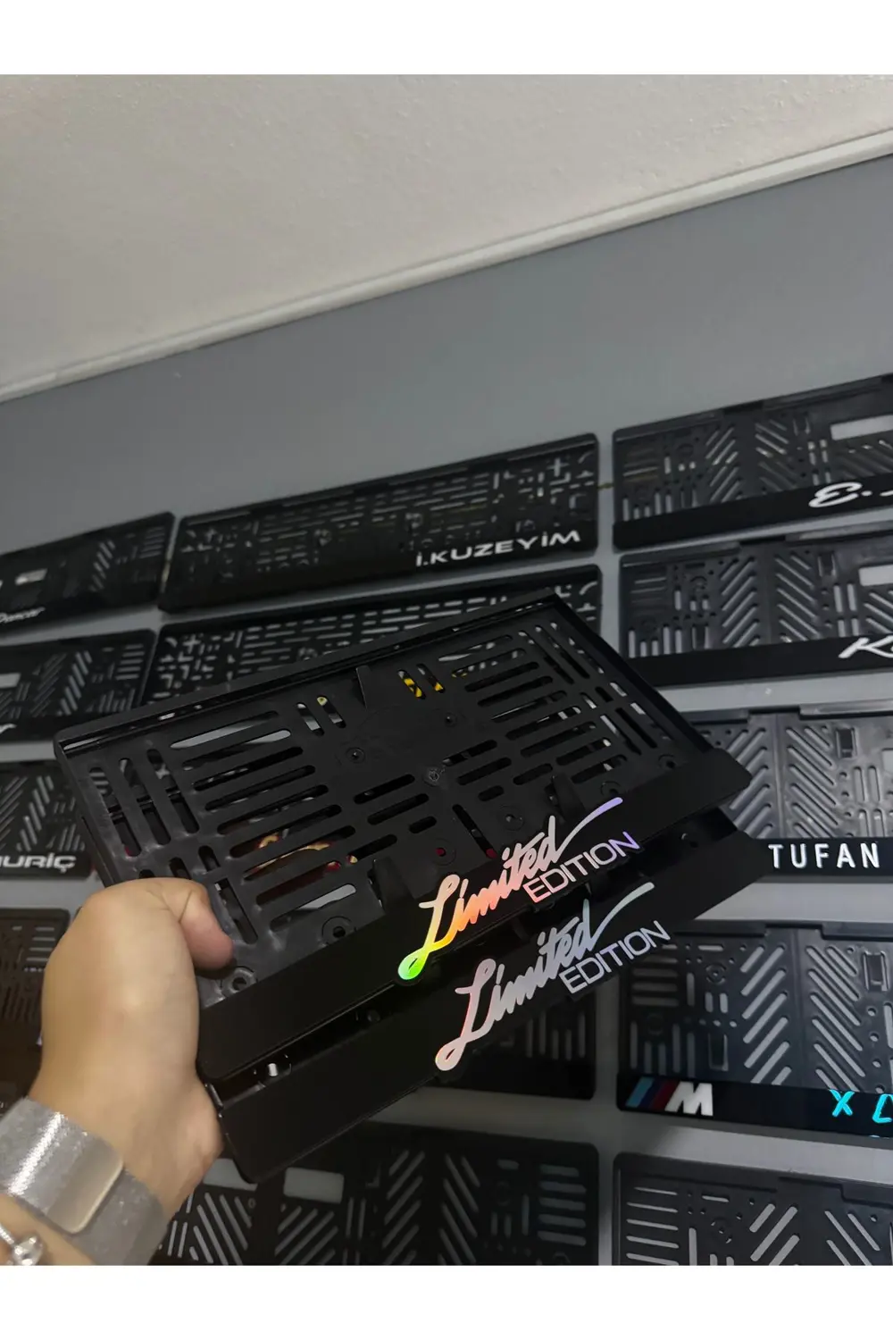 LİMİTED EDİTİON KARE HOLOGRAM PLAKALIK ( 2 ADET )