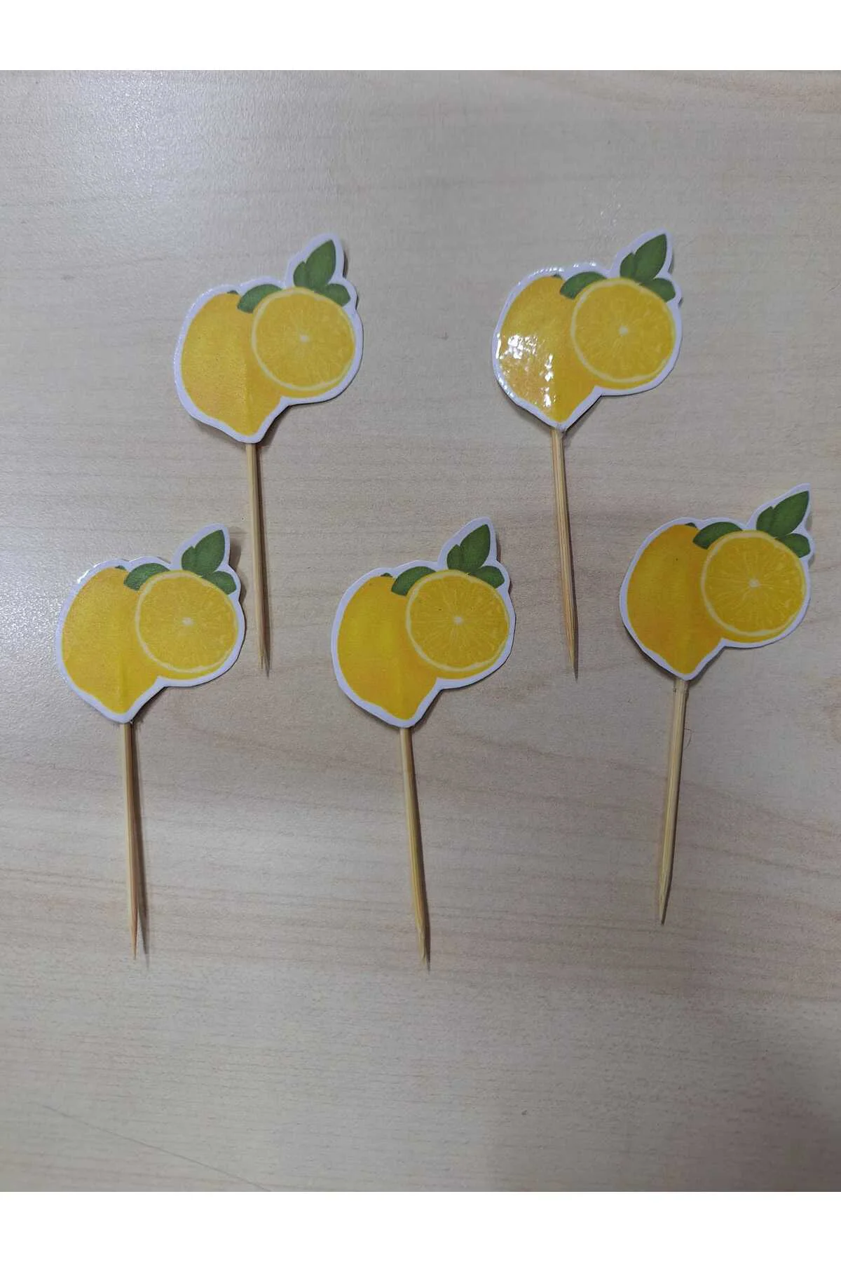 LİMON TEMALI KÜRDAN KUPKEK PASTA SÜSÜ 15 ADET