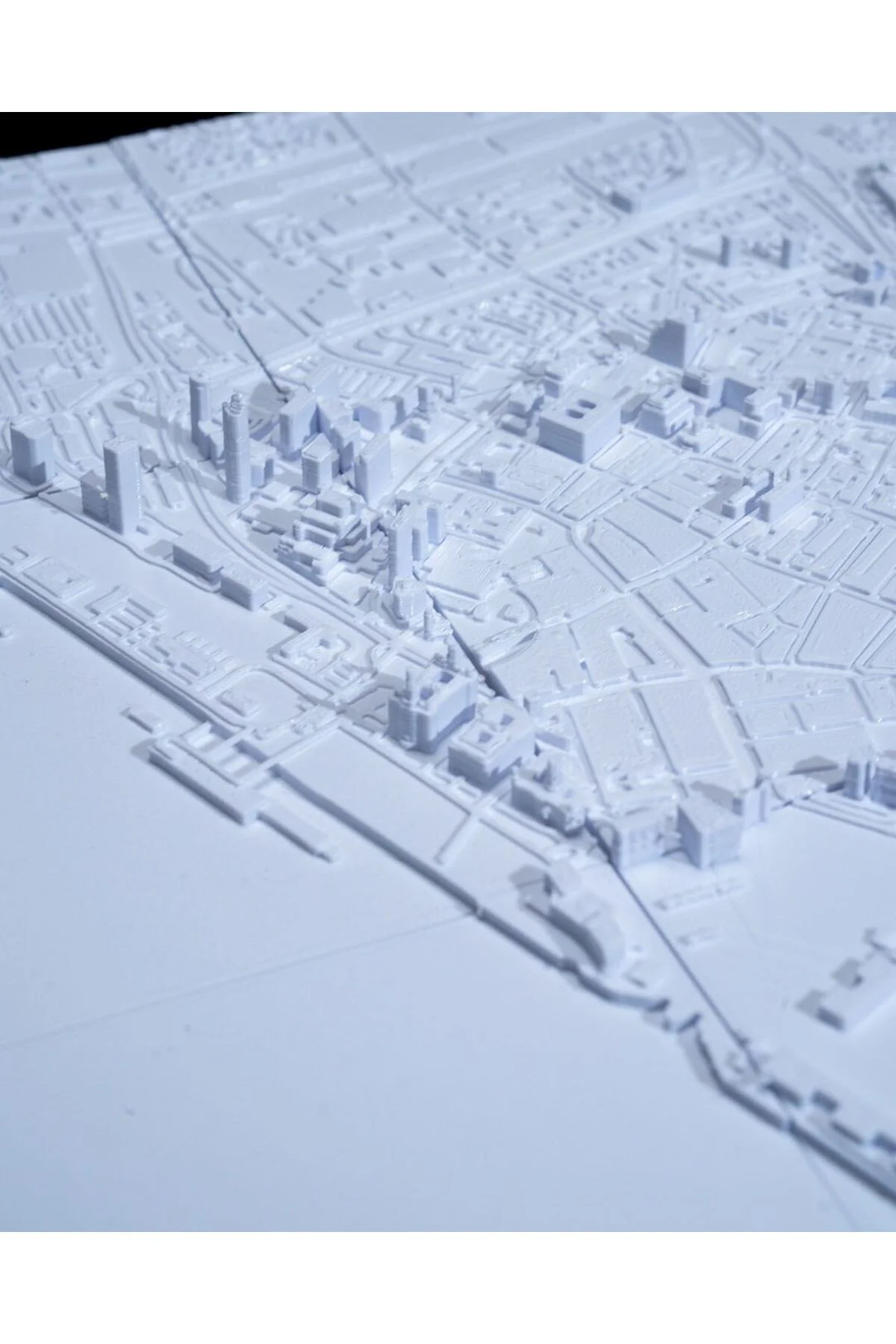 Liverpool Üç Boyutlu Şehir Silüeti Dekoratif Minimalist Duvar Tablosu İngiltere Liverpool Tablo 15CM