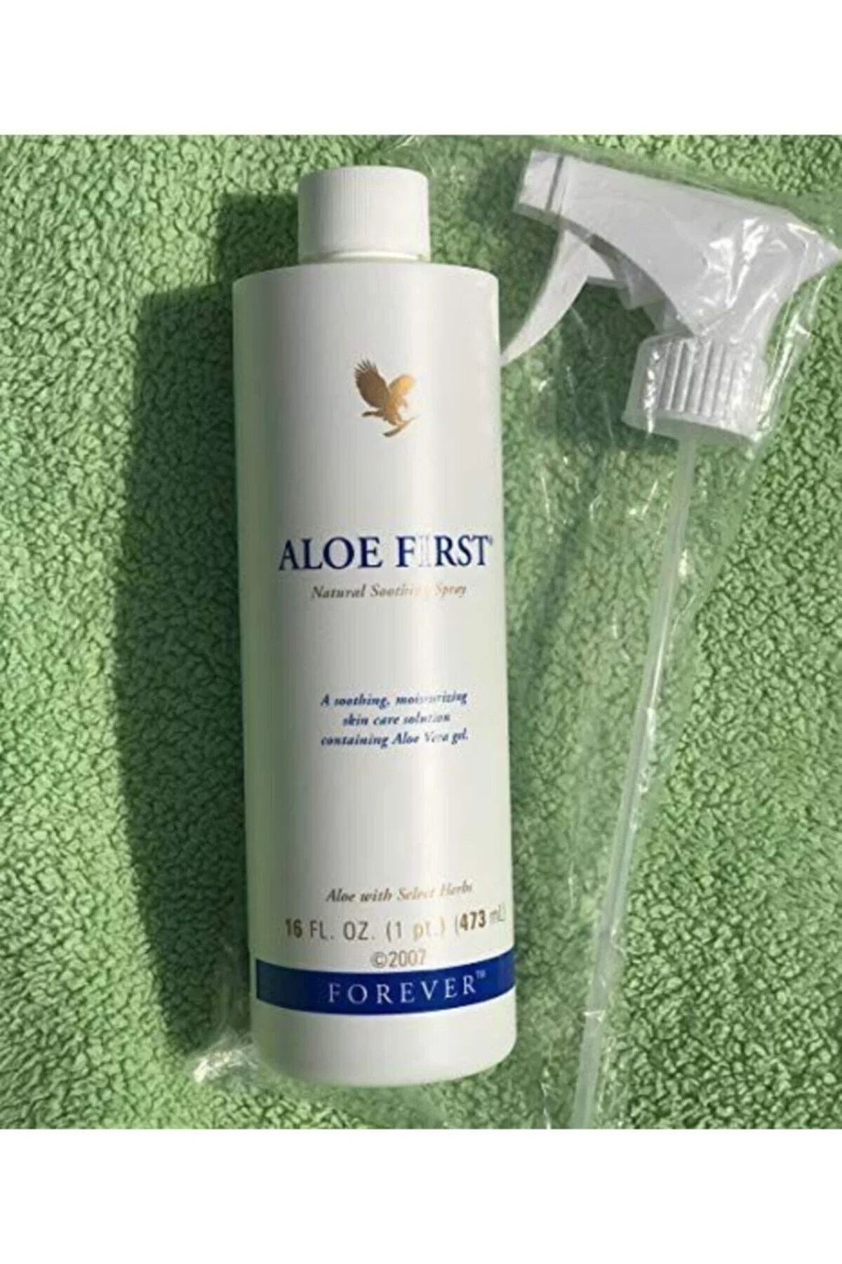 Living Aloe First Spray