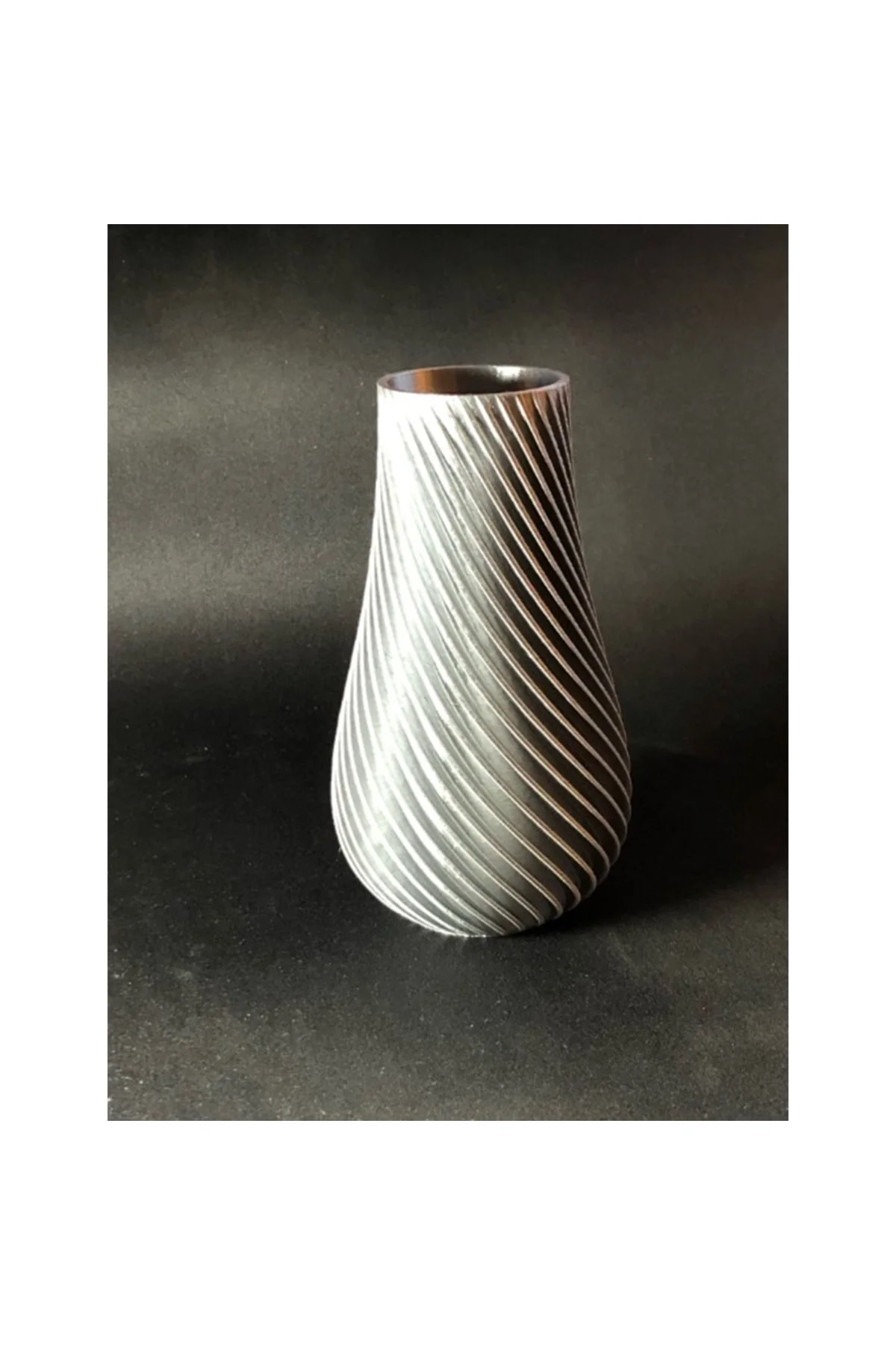 Lloret De Mar Lux Vazo Spiral Desen Beyaz 17cm