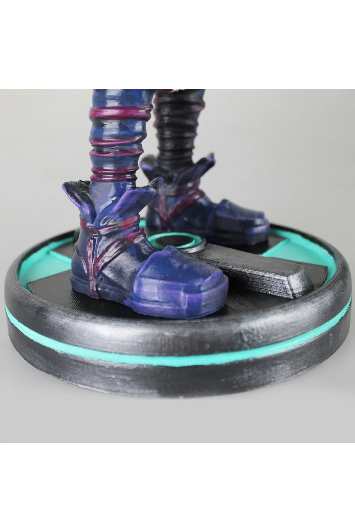 LOL Ekko Boyalı Figür League of Legends Zamanı Kıran Çocuk Figür Büyük Boy 25CM
