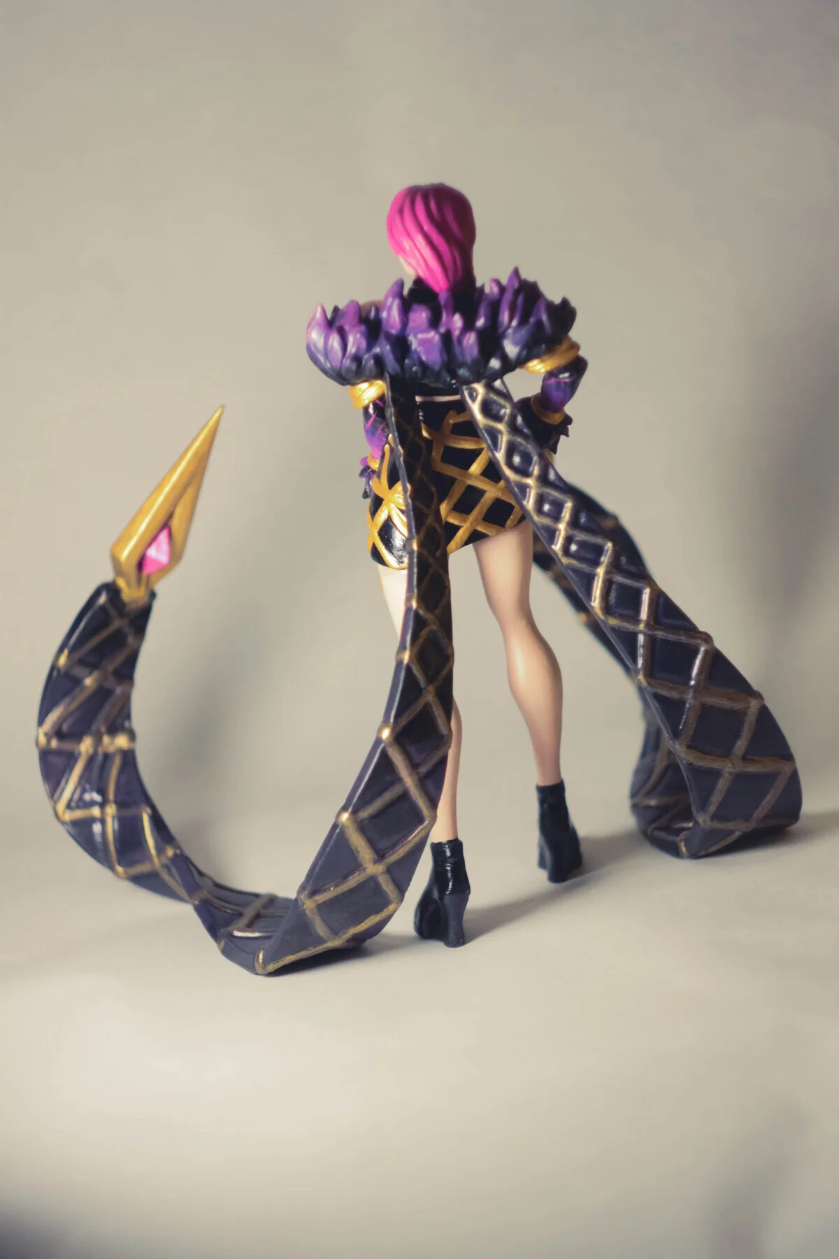 LOL Evelynn Figür League of Acının Kucağı Evelynn Figür Büyük Boy 25CM