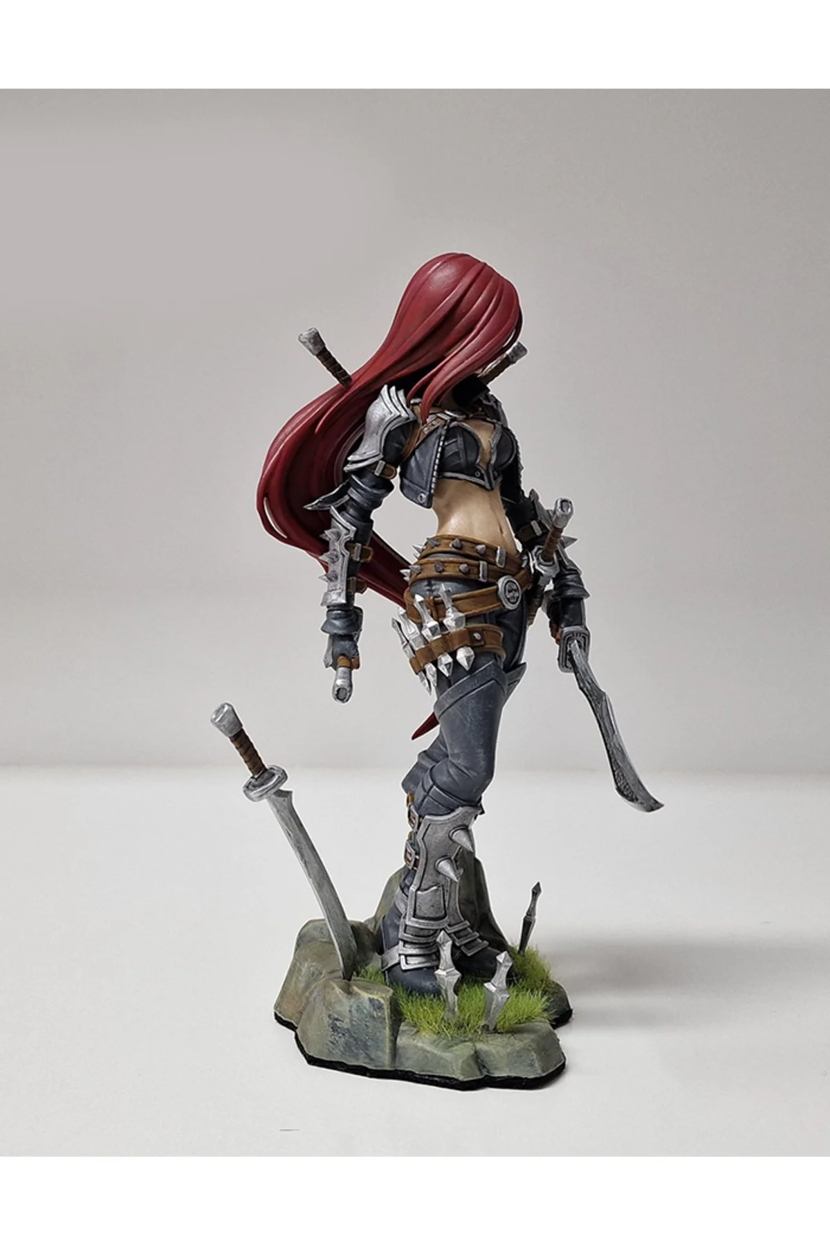 LOL Katarina Boyalı Figür League of Legends Sinsi Bıçak Figür Büy