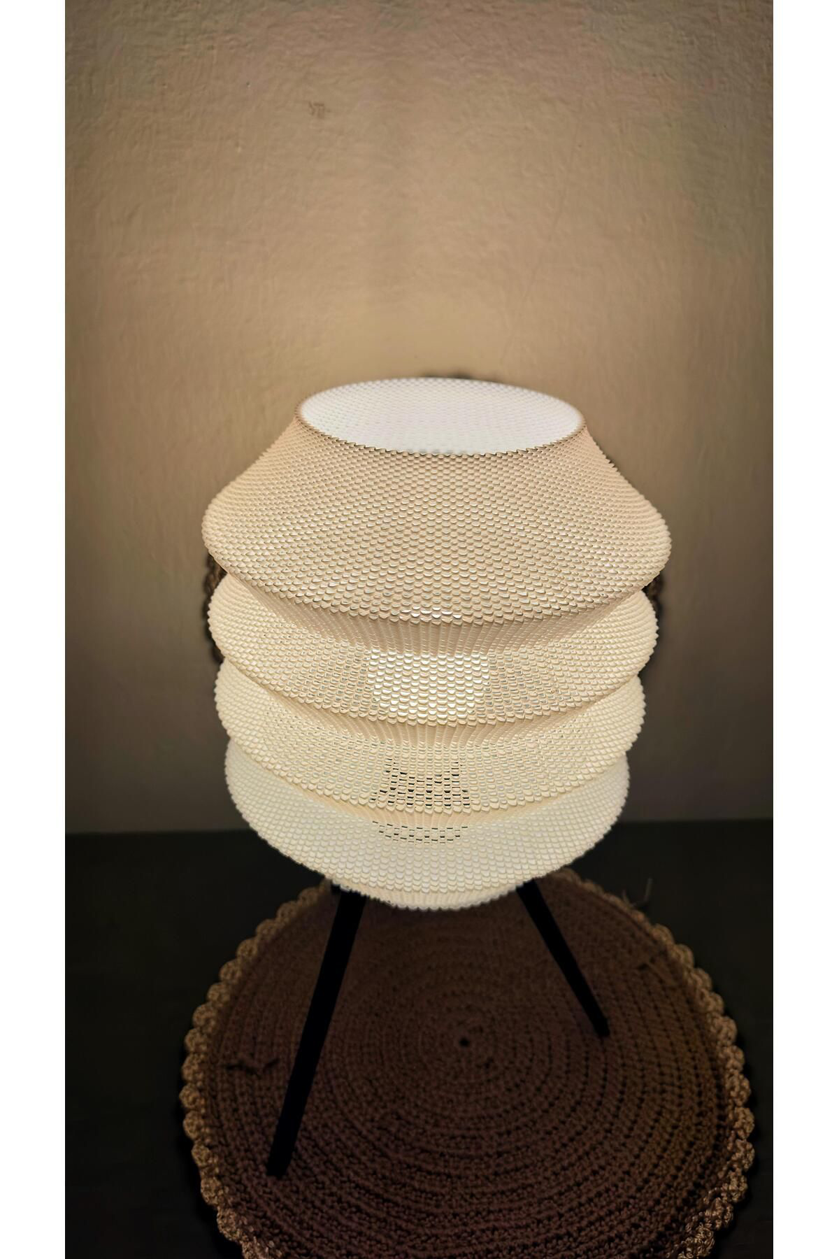 Looma Beyaz Masa Lambası