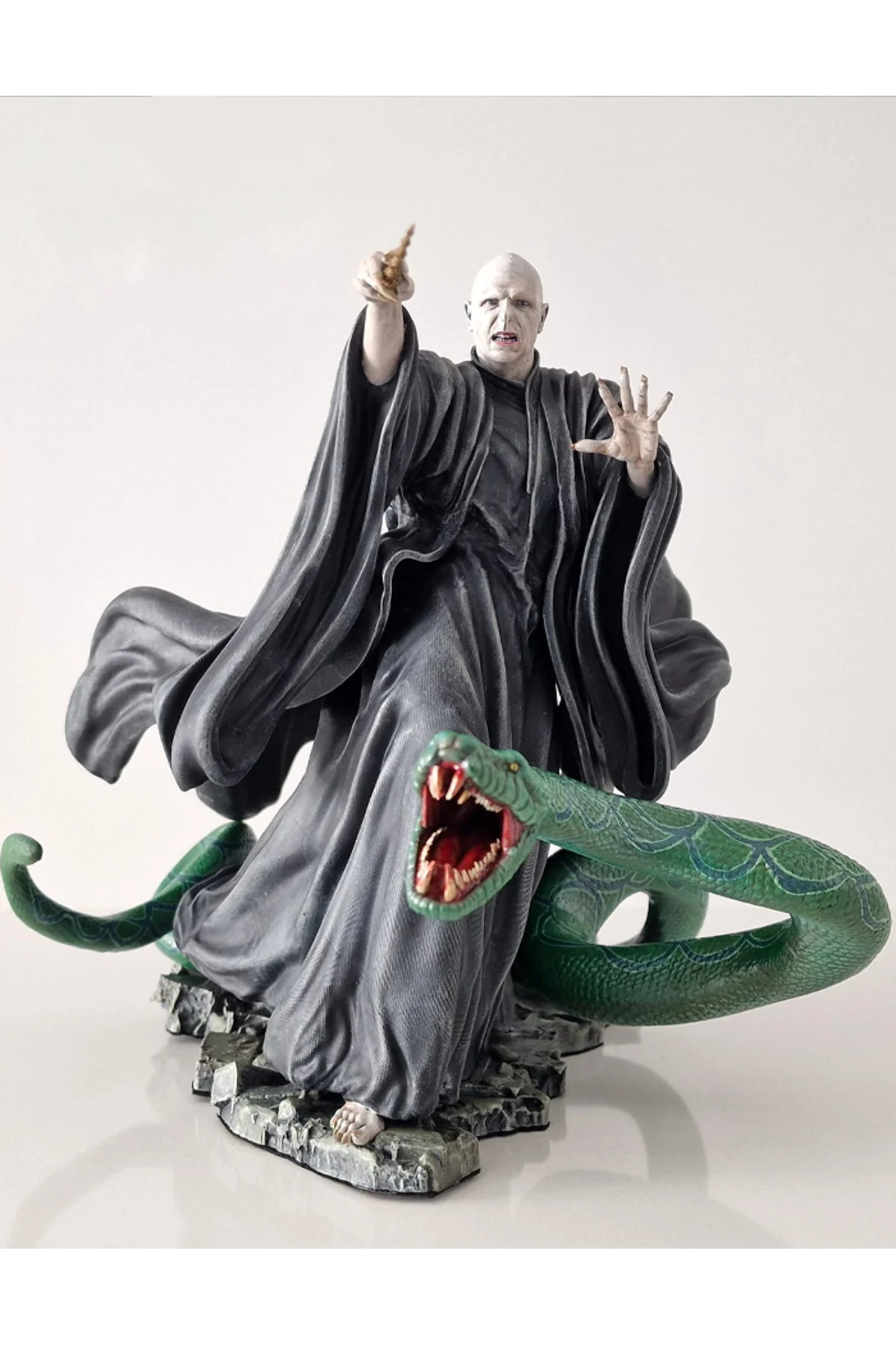 Lord Voldemort Ve Nagini Hogwarts Savaşı 8k Ultra Hd boyalı figür Büyük Boy