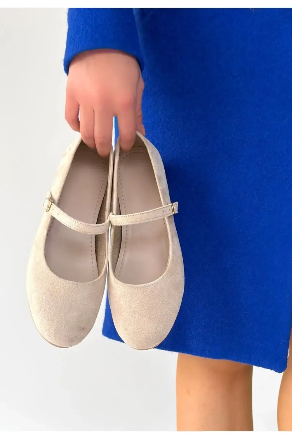 Lossa Bej Süet Kemerli Babet Ayakkabı Lossa Bej Süet Kemerli Babet Ayakkabı