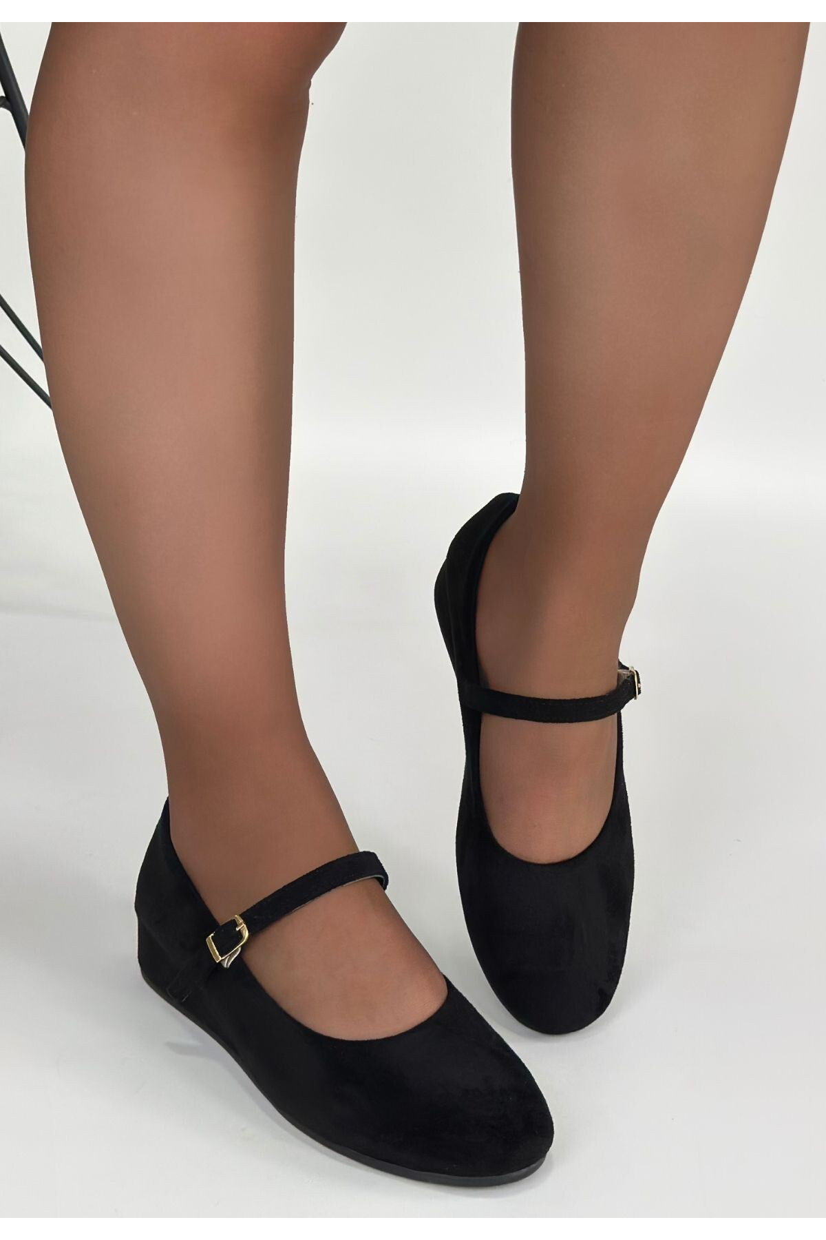 Lossa Siyah Süet Kemerli Babet Ayakkabı - Lisinya