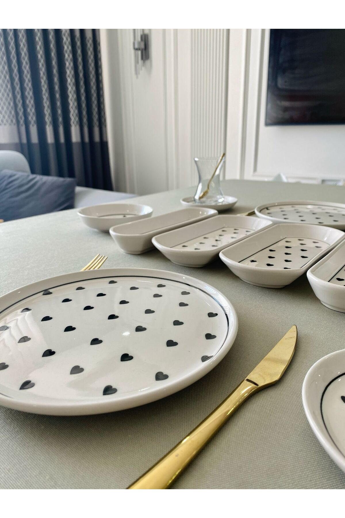 Love Desen Siyah 6 Kişilik 20 Parça Kahvaltı Takımı (Sosluklu)