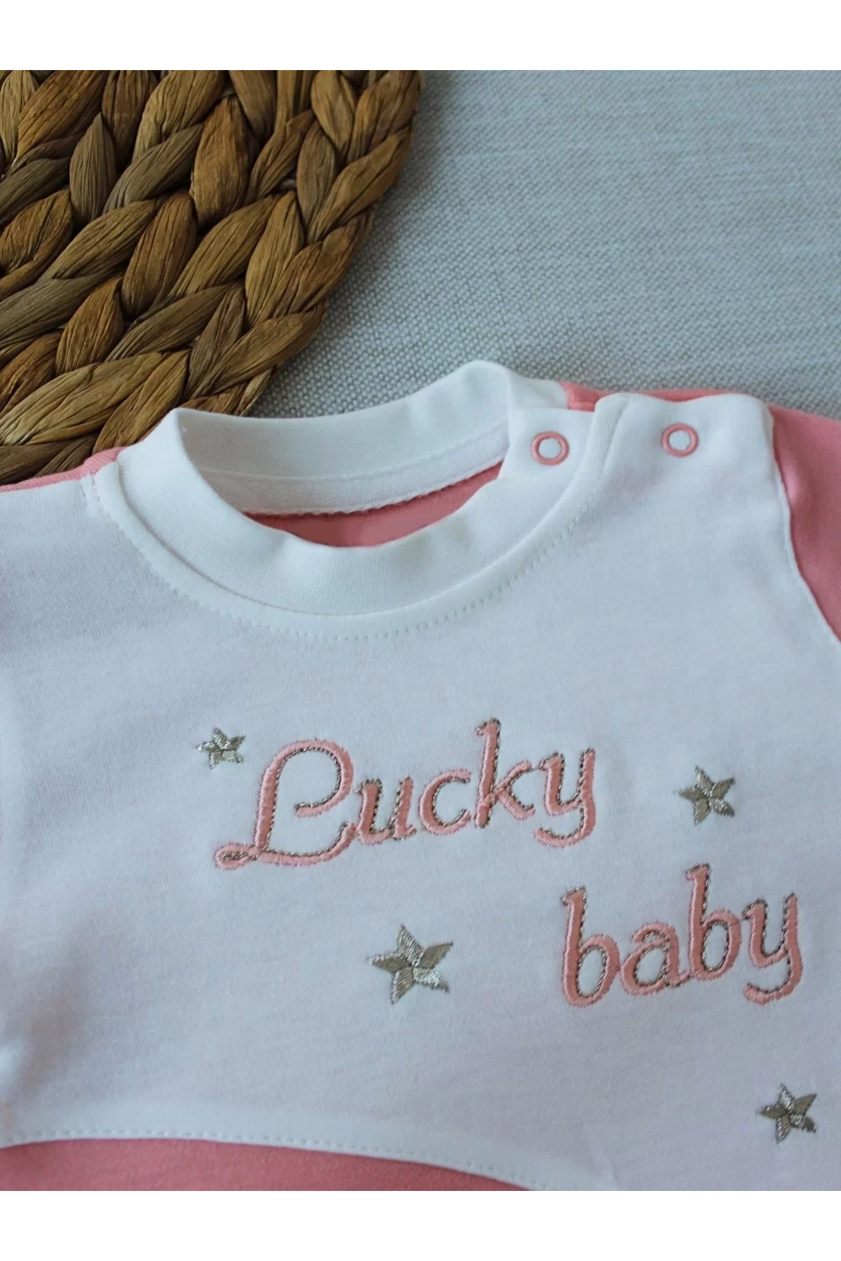 Byr Lucky Baby Nakişli Es Çizgi Boy Şapkali Kiz Bebek Tulumu Pudra