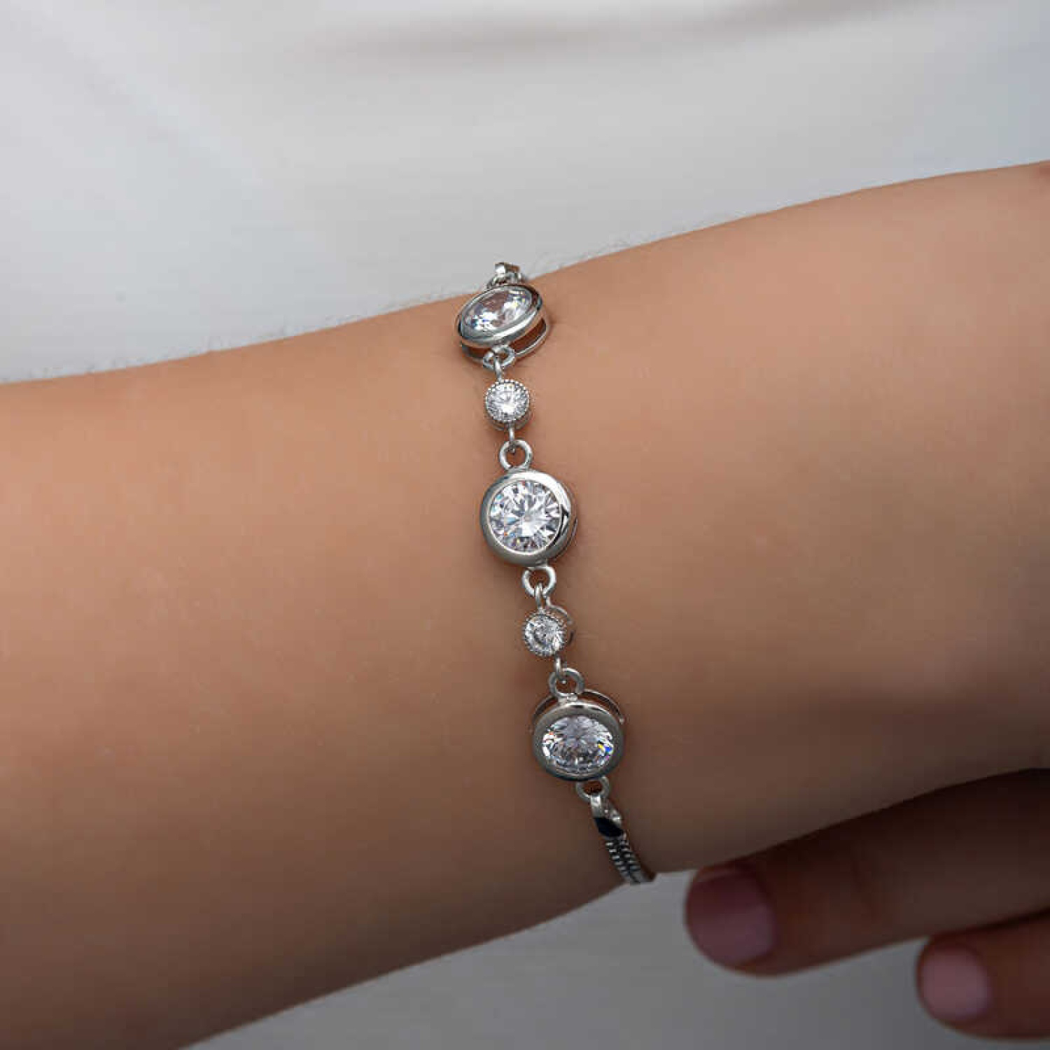 Lucky Life 925 Ayar Gumuss Yuvarlak Taşlı Lucky Life Lucky Life K