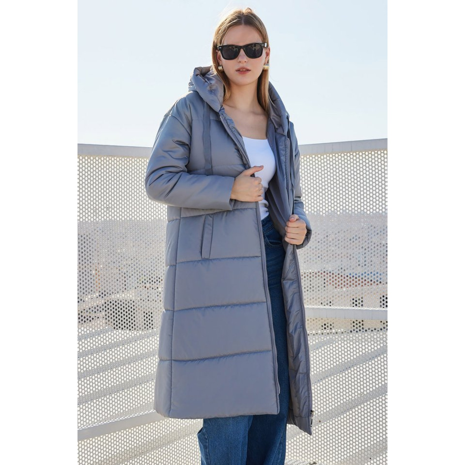 Lucky Life Kadın Kapşonlu Uzun Şişme Mont - Gri