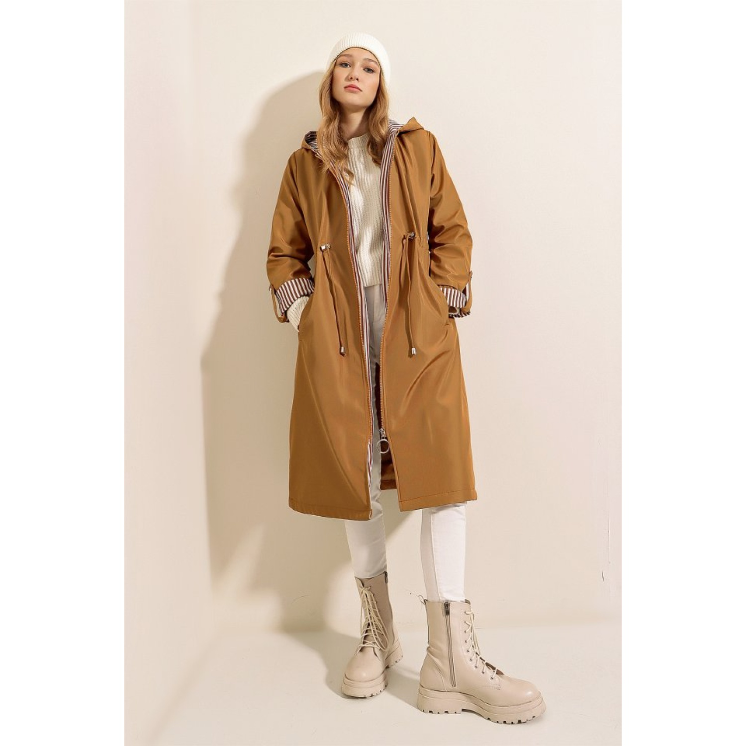 Lucky Life Kadın  Lucky Life Kadın Beli Büzgülü Kapşonlu Trençkot