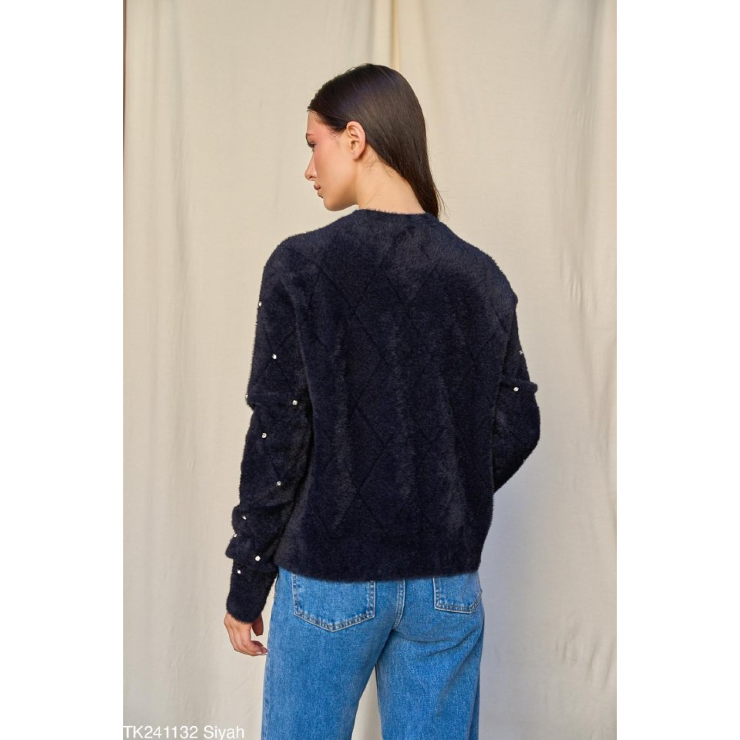 Lucky Life Kadın Baklava Desen Taşlı Kazak - Siyah