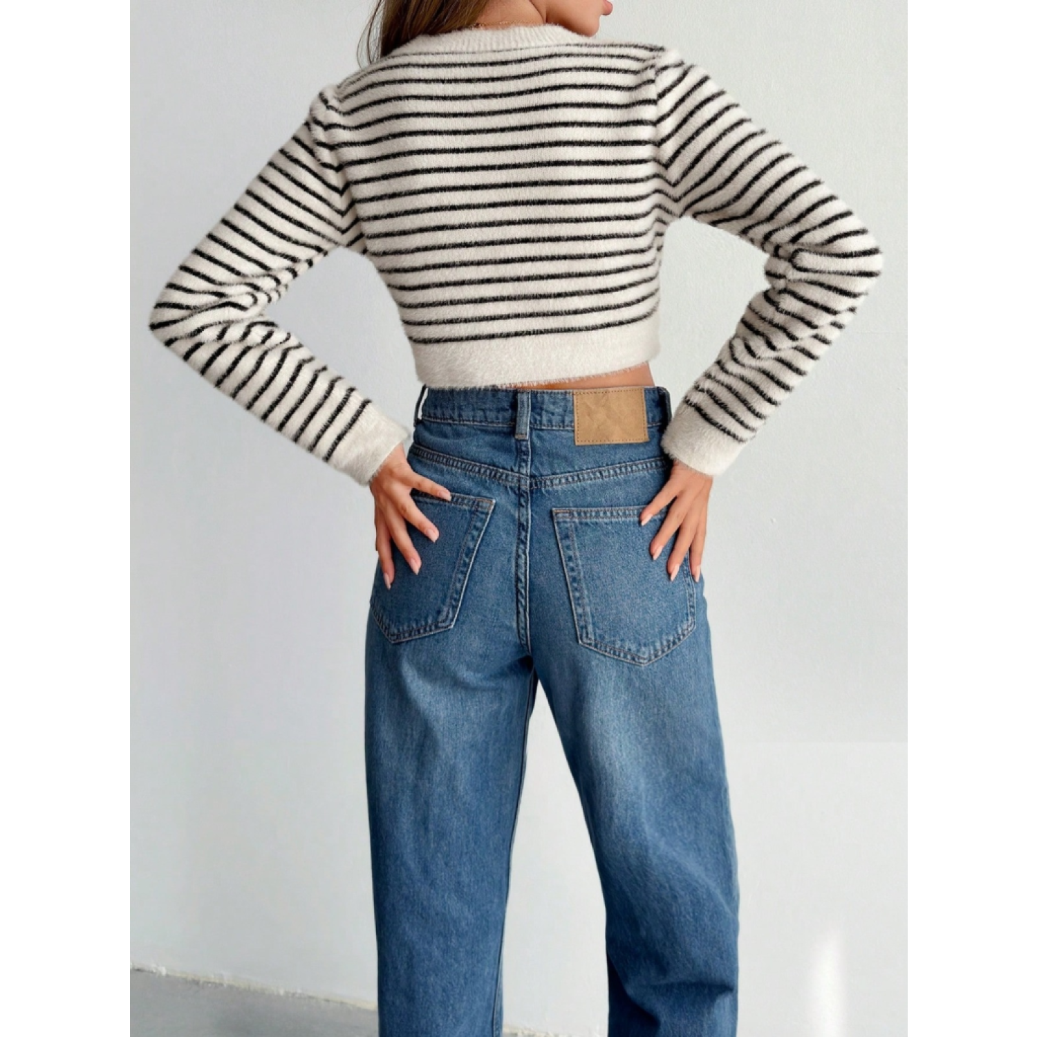 Lucky Life Kadın Uzun Kollu Balıkçı Yaka Crop Triko Bluz Lucky Life Kadın Uzun Kollu Balıkçı Yaka Crop Triko Bluz