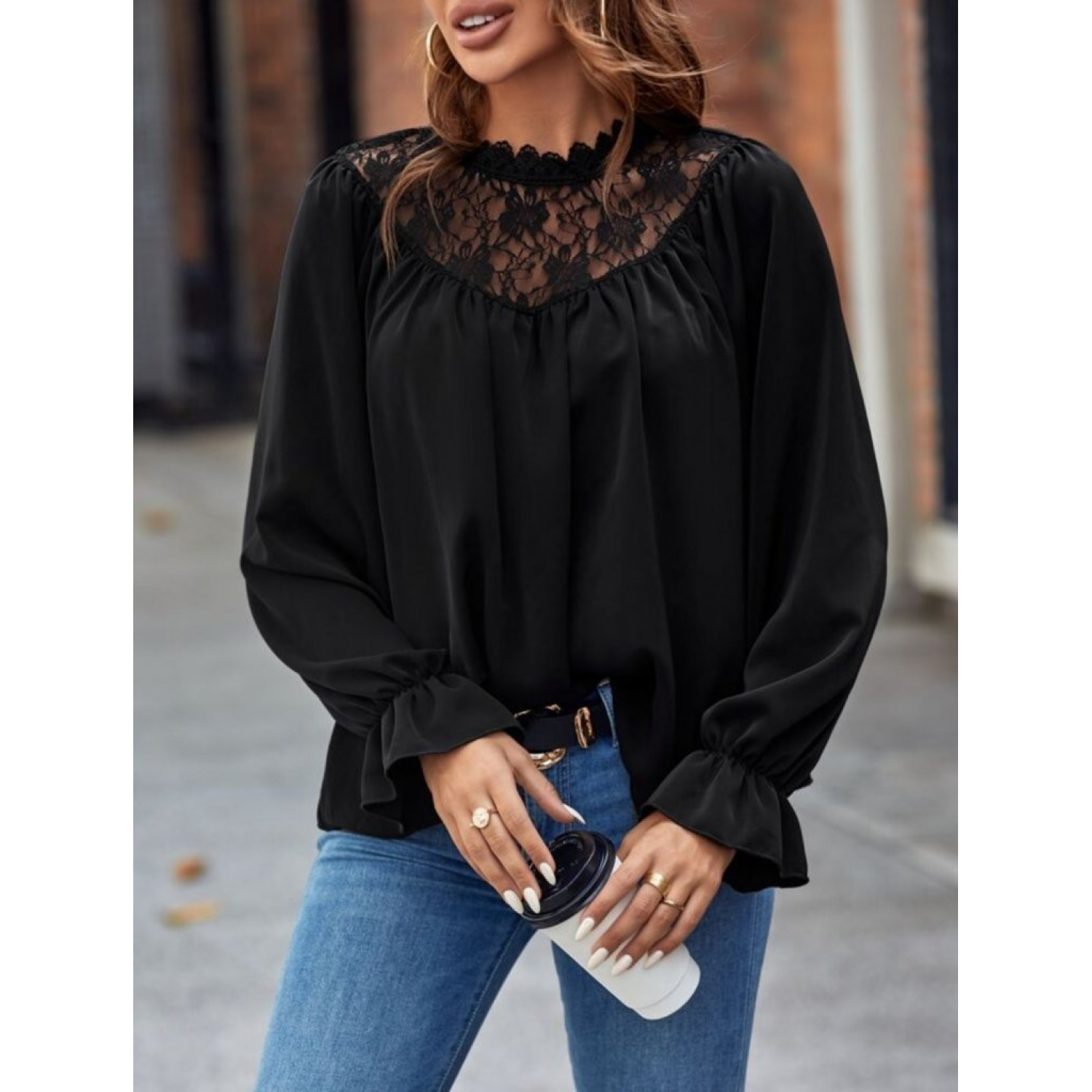 Lucky Life Kadın Uzun Kollu Balıkçı Yaka Dantelli Sandy Bluz