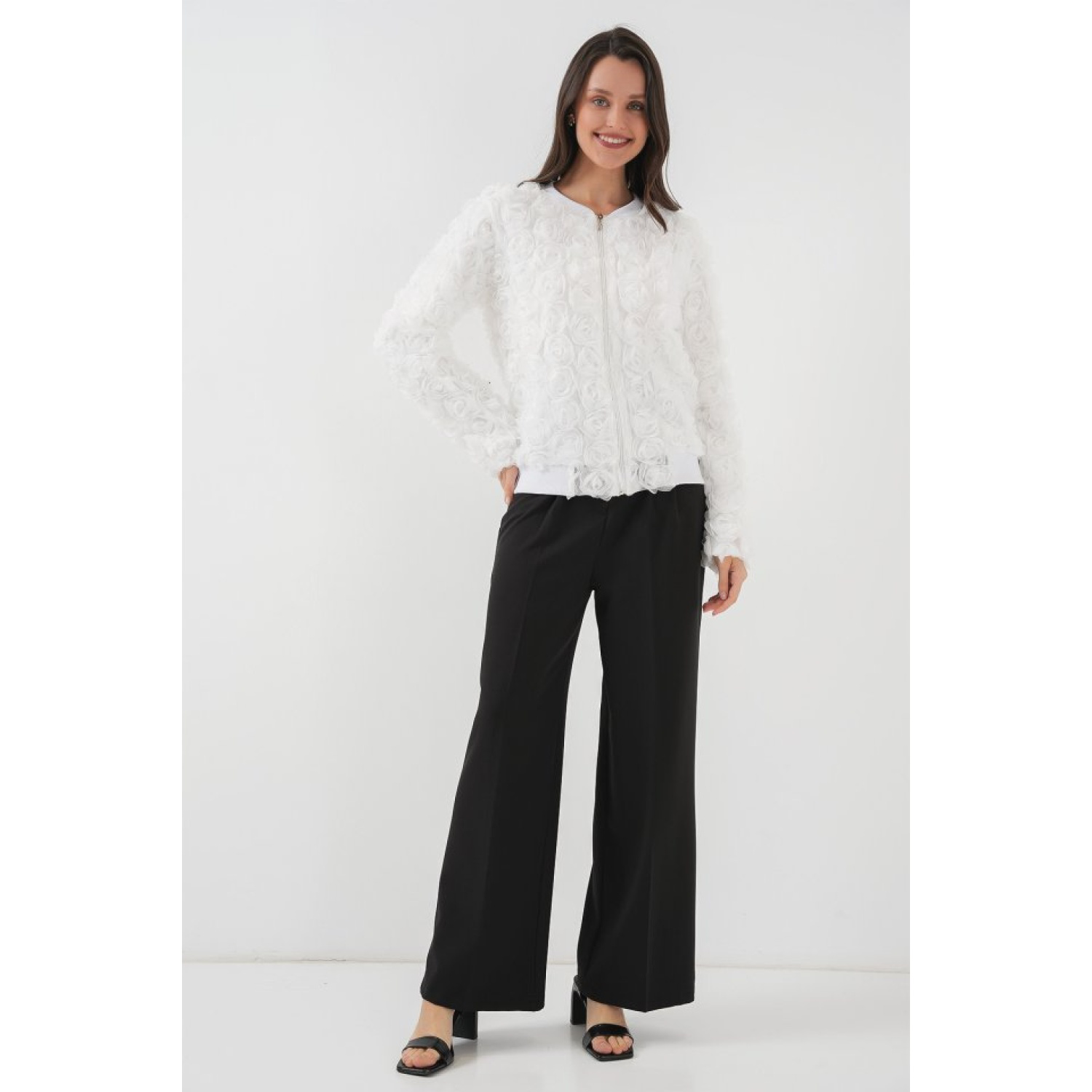 Lucky Life Kadın Güllü Ceket - Beyaz