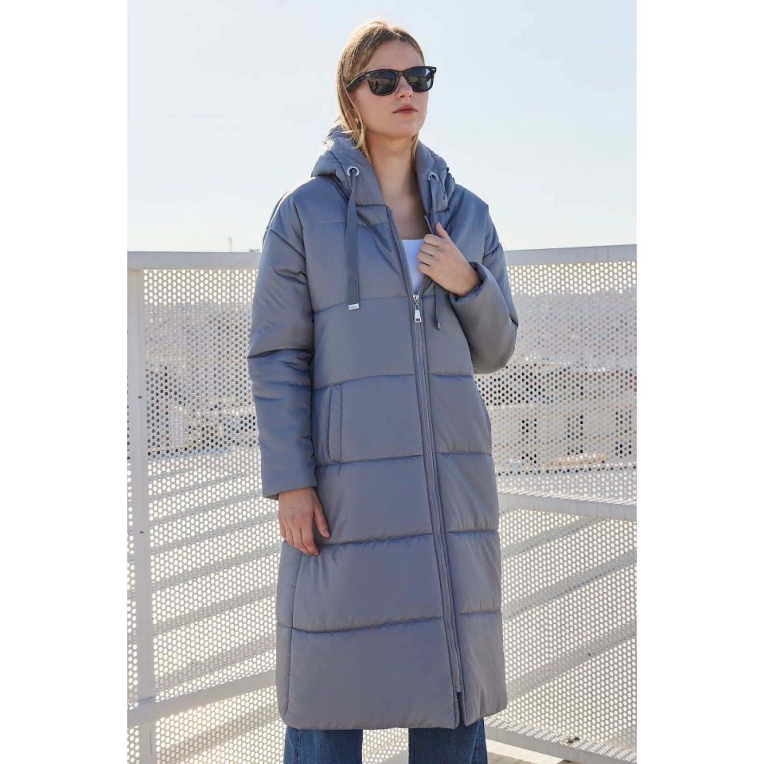 Lucky Life Kadın Kapşonlu Uzun Şişme Mont - Gri