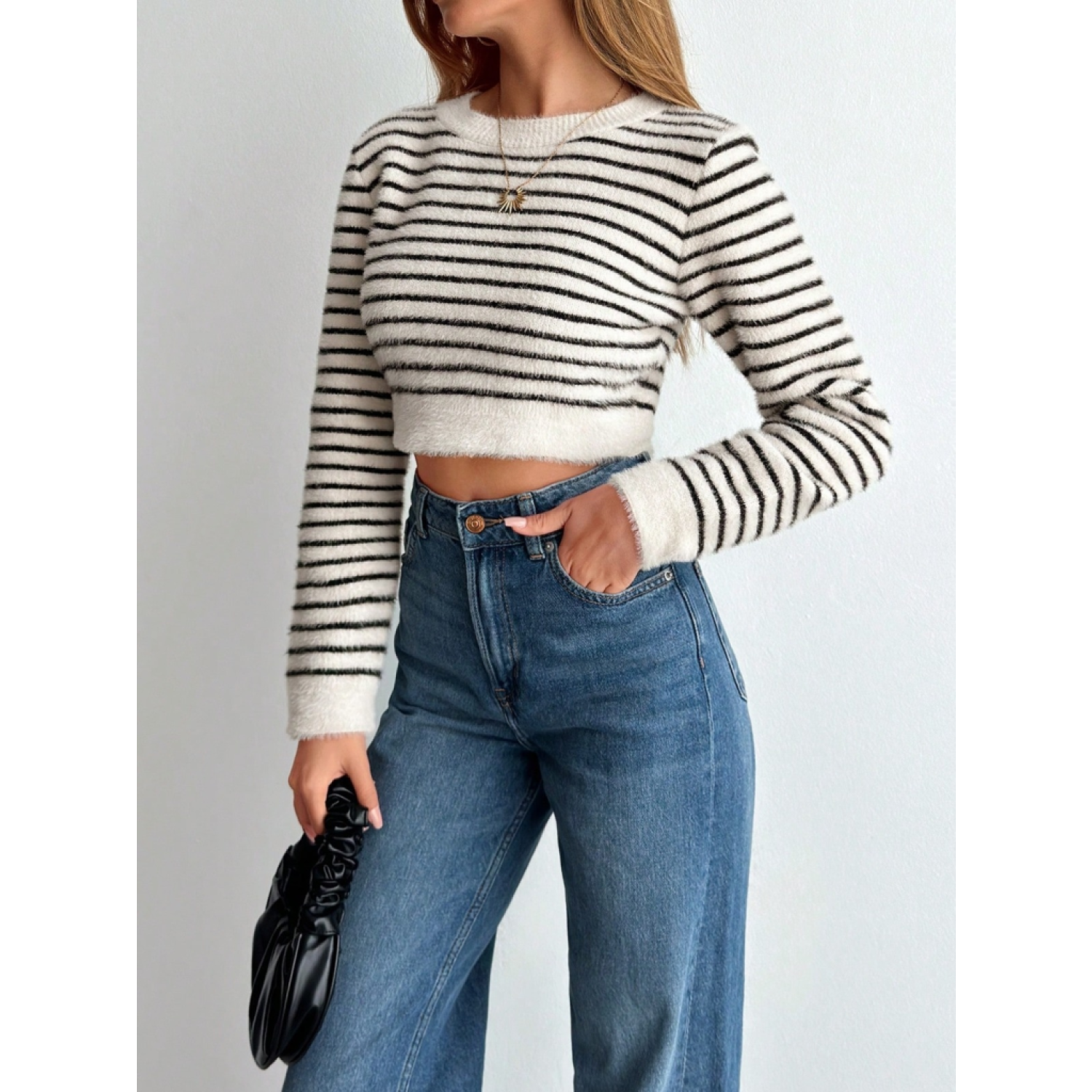 Lucky Life Kadın Uzun Kollu Balıkçı Yaka Crop Triko Bluz Lucky Life Kadın Uzun Kollu Balıkçı Yaka Crop Triko Bluz