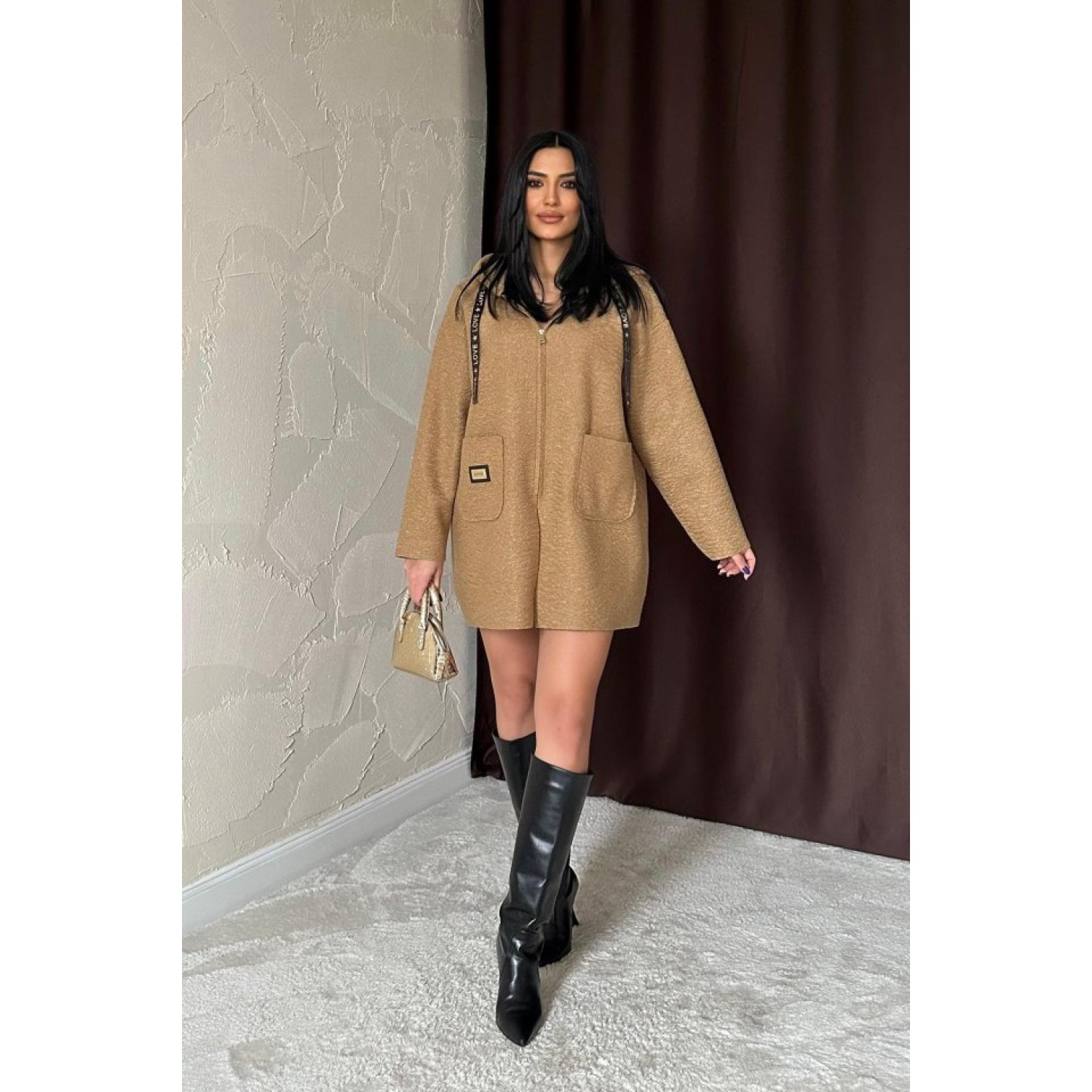 Lucky Life Kadın Vizon Armalı Kapşonlu Peluş Ceket