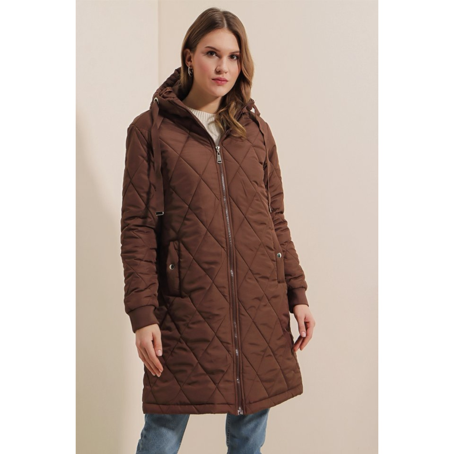 Lucky Life Kadın Kapitone Uzun Şişme Mont - Kahverengi